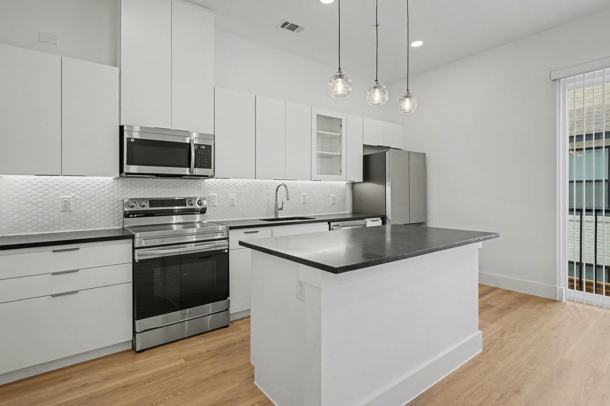 2217 N Fitzhugh Avenue Dallas TX 75204