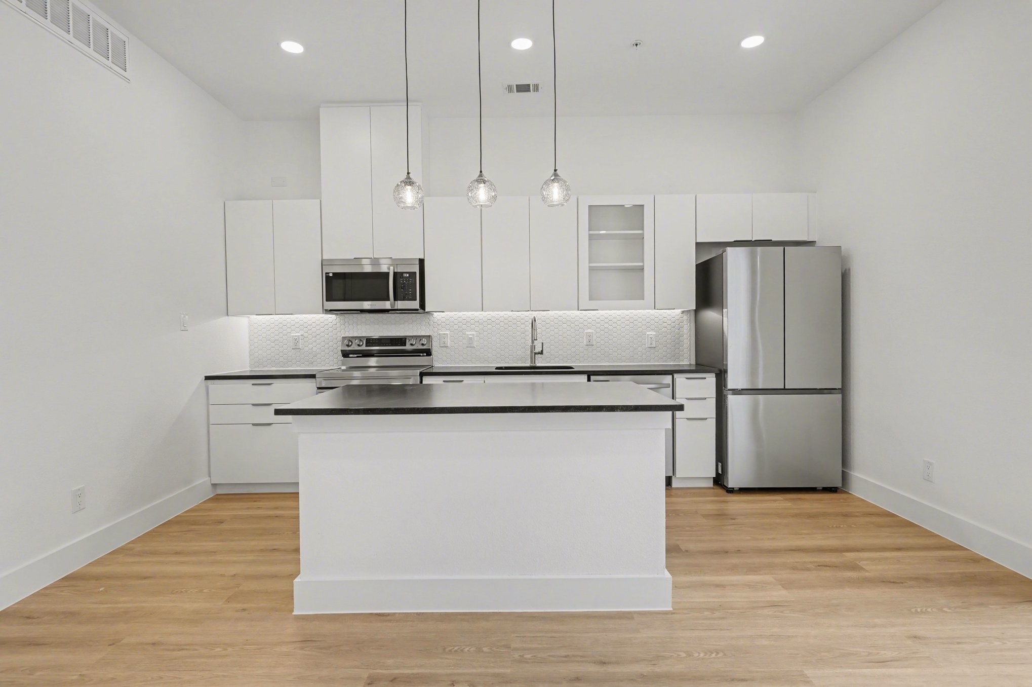 2217 N Fitzhugh Avenue Dallas TX 75204