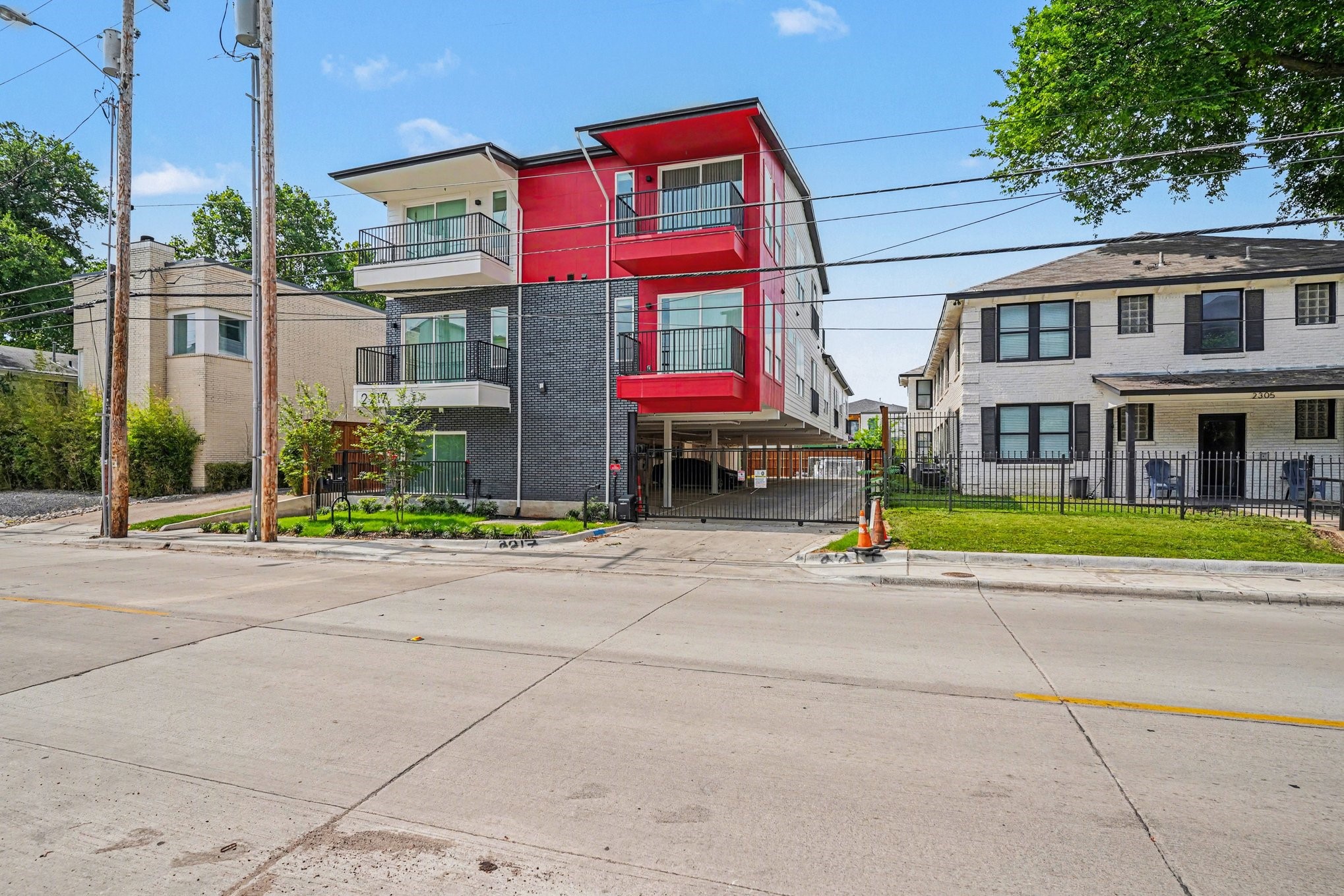 2217 N Fitzhugh Avenue Dallas TX 75204