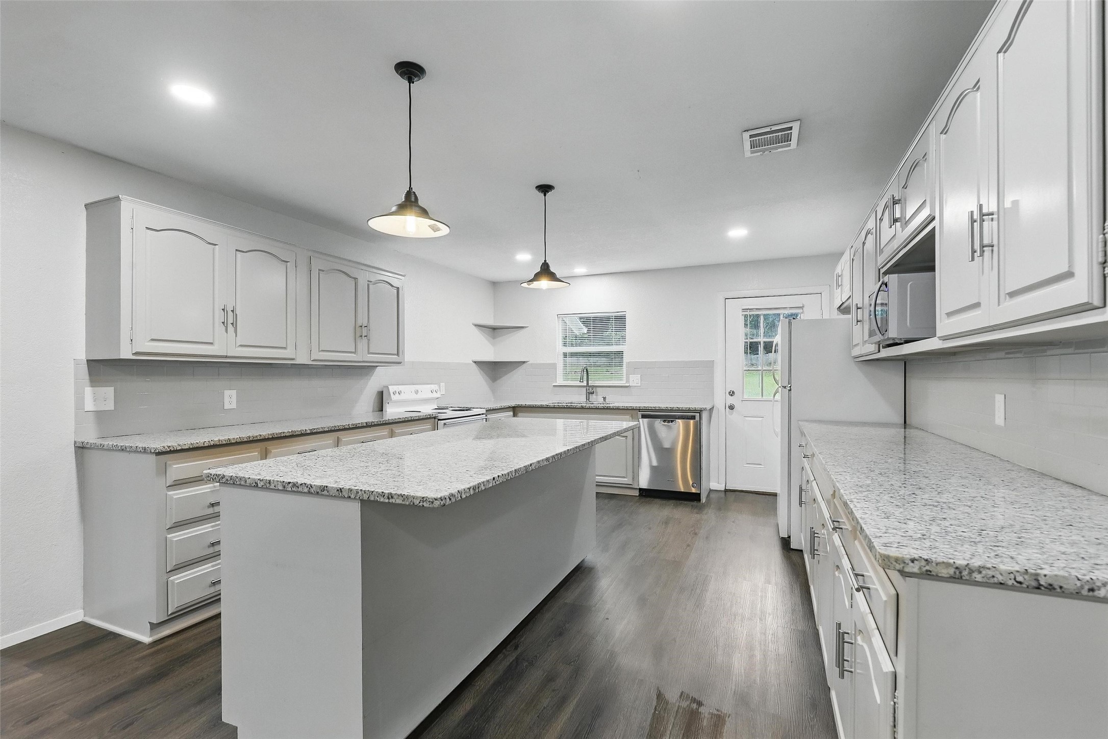 9337 Heron Drive Fort Worth TX 76108