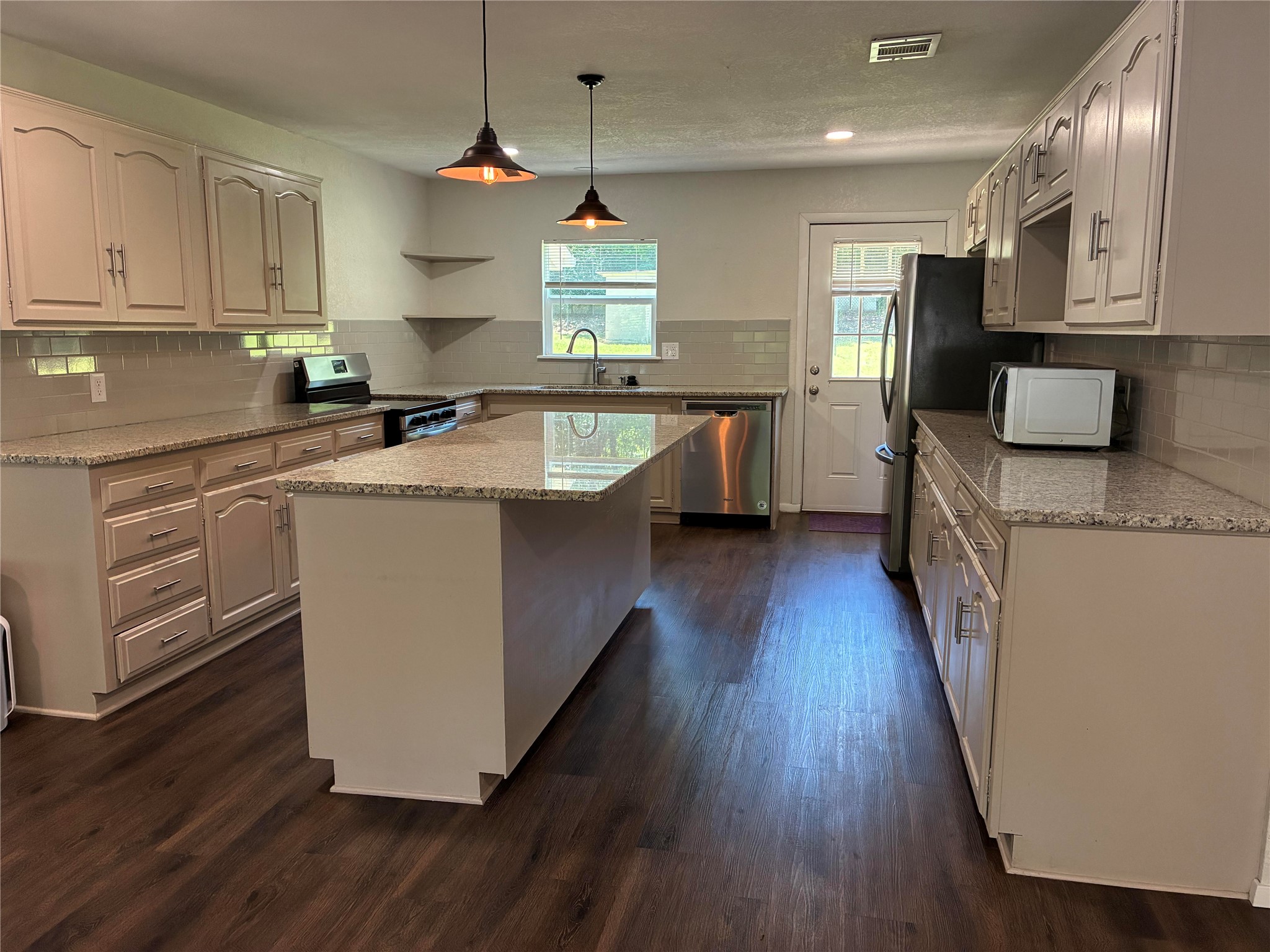 9337 Heron Drive Fort Worth TX 76108