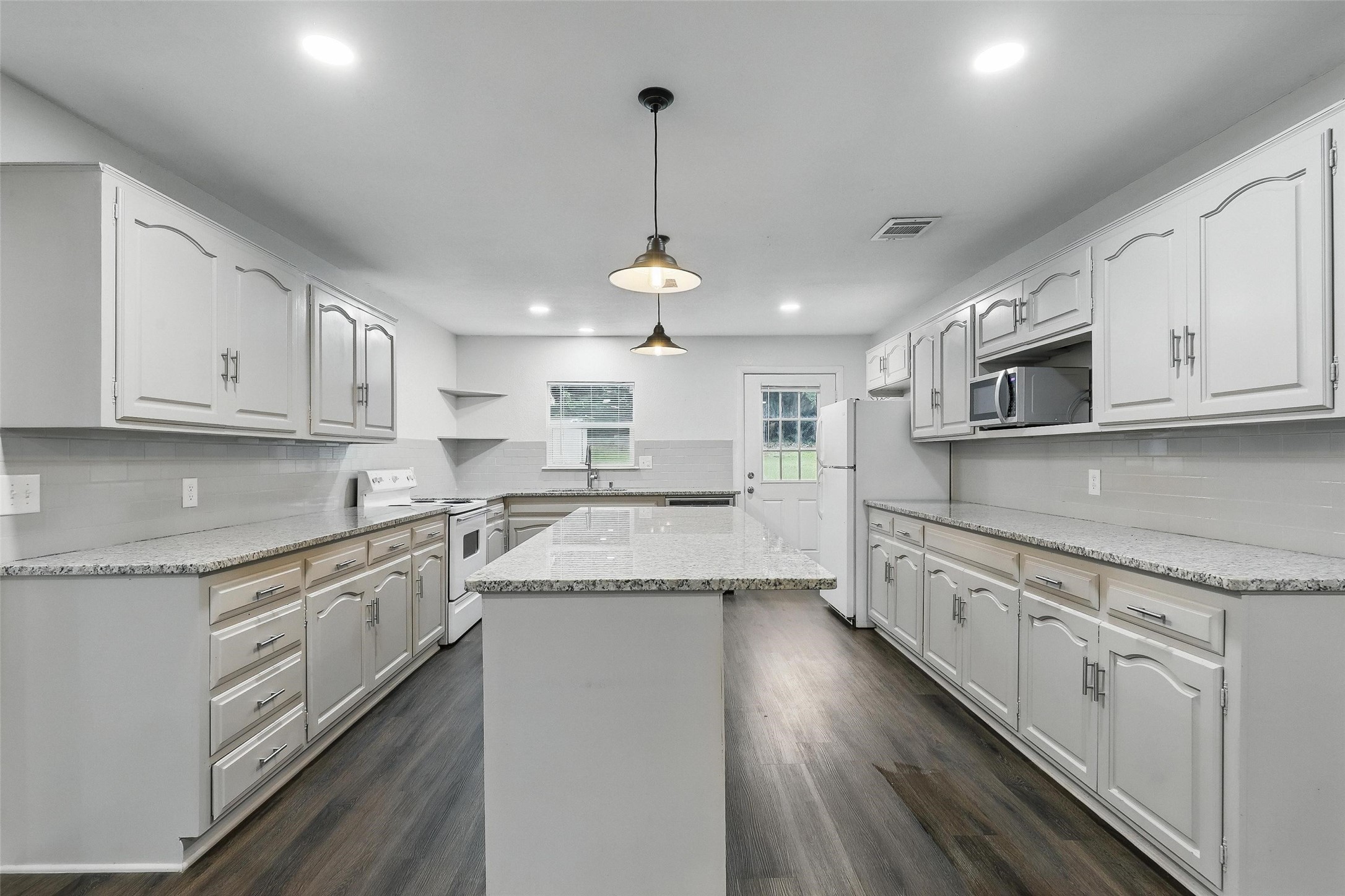 9337 Heron Drive Fort Worth TX 76108
