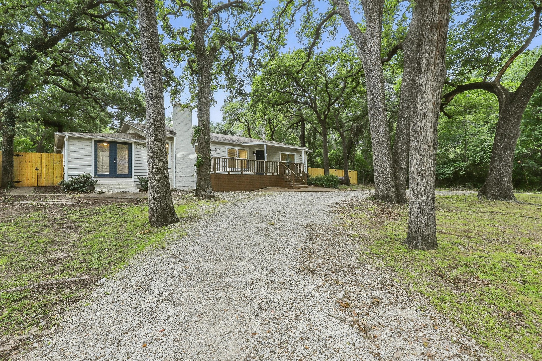 9337 Heron Drive Fort Worth TX 76108