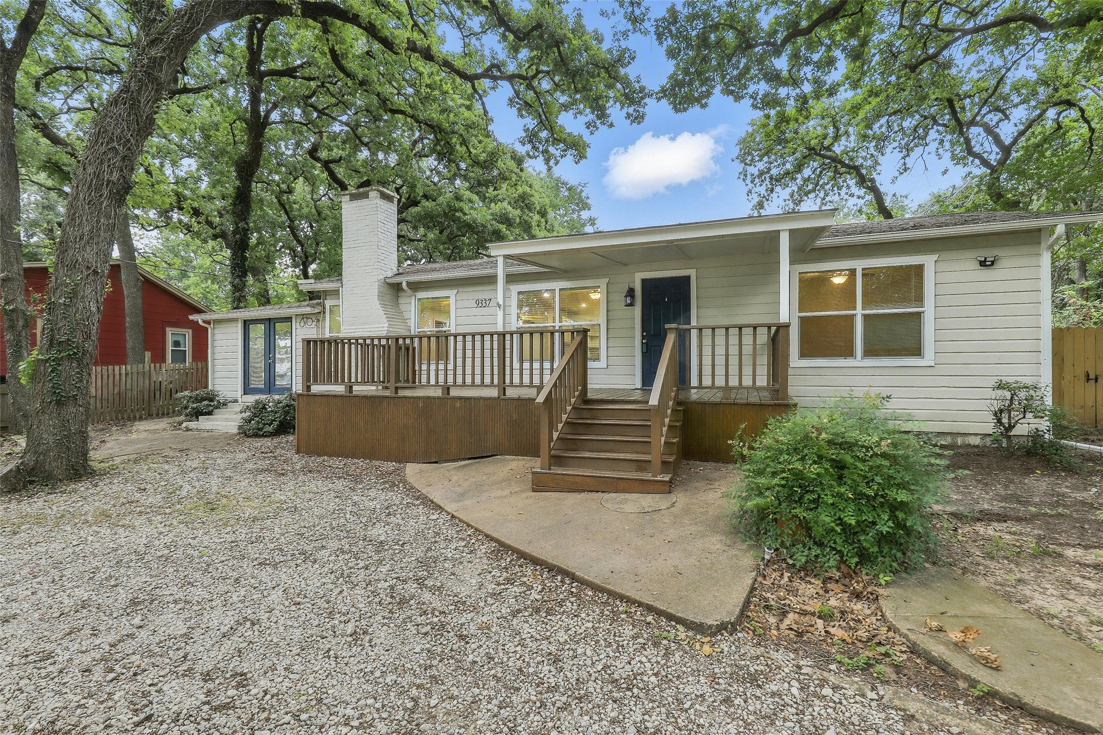 9337 Heron Drive Fort Worth TX 76108