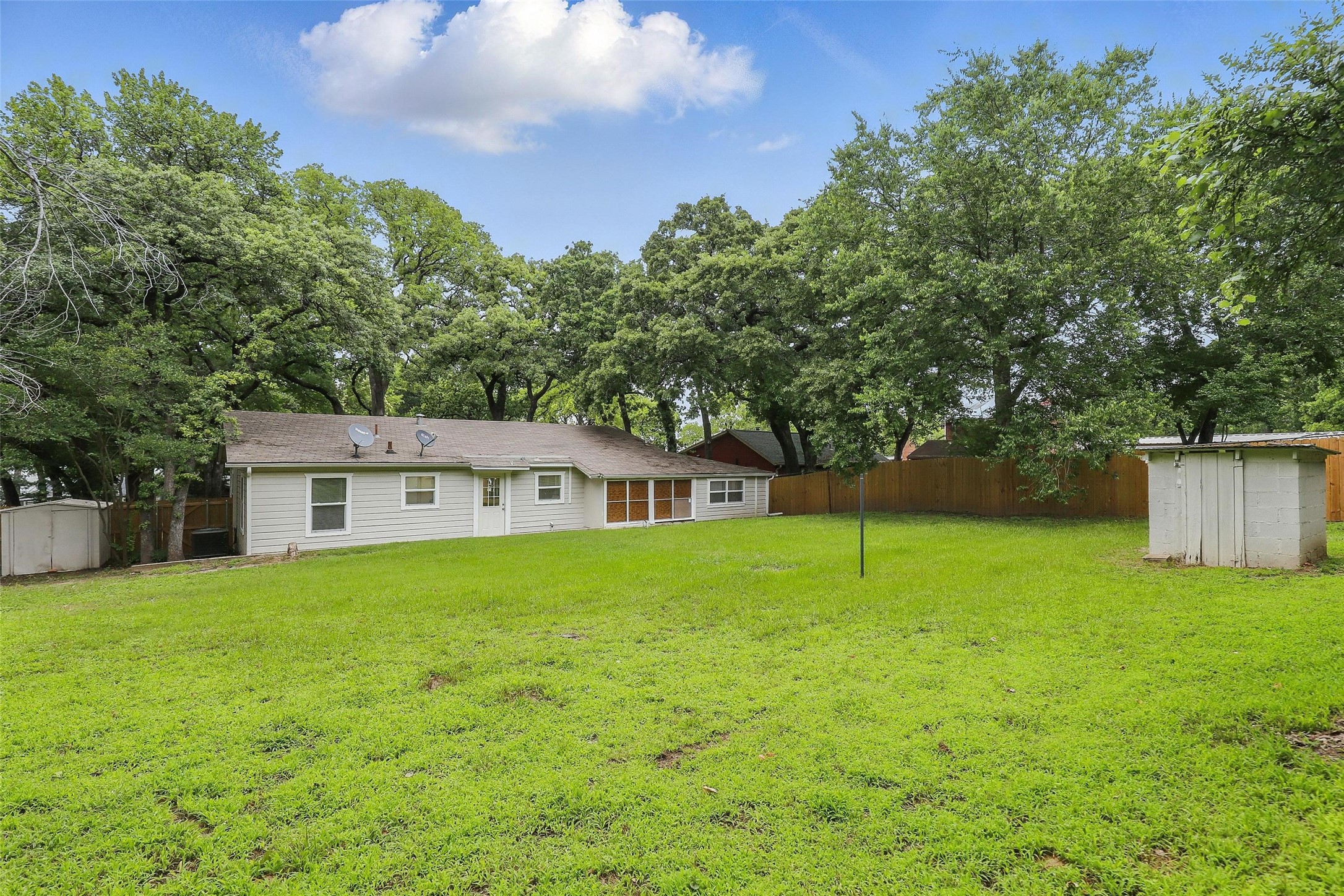 9337 Heron Drive Fort Worth TX 76108