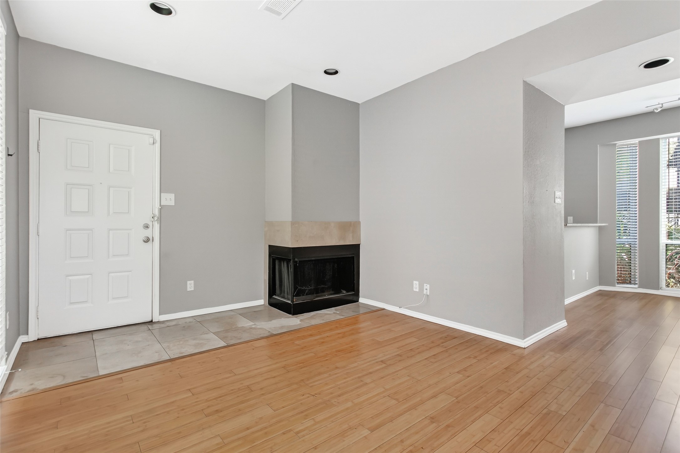 2002 N Fitzhugh Avenue Dallas TX 75204