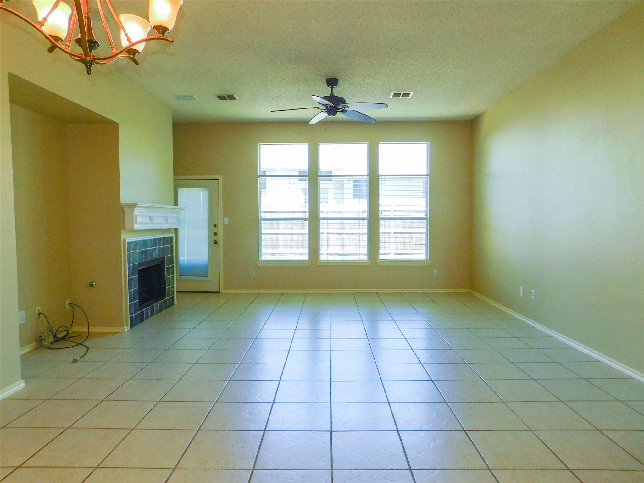 8313 Montecito Drive Denton TX 76210