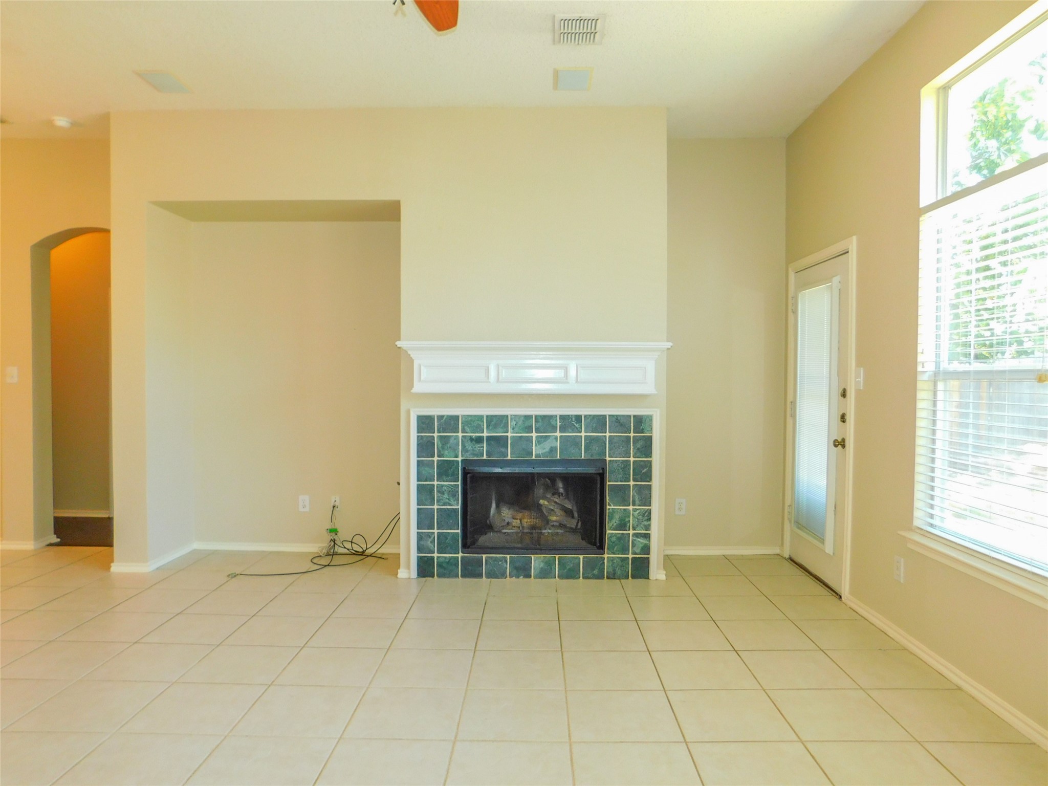 8313 Montecito Drive Denton TX 76210
