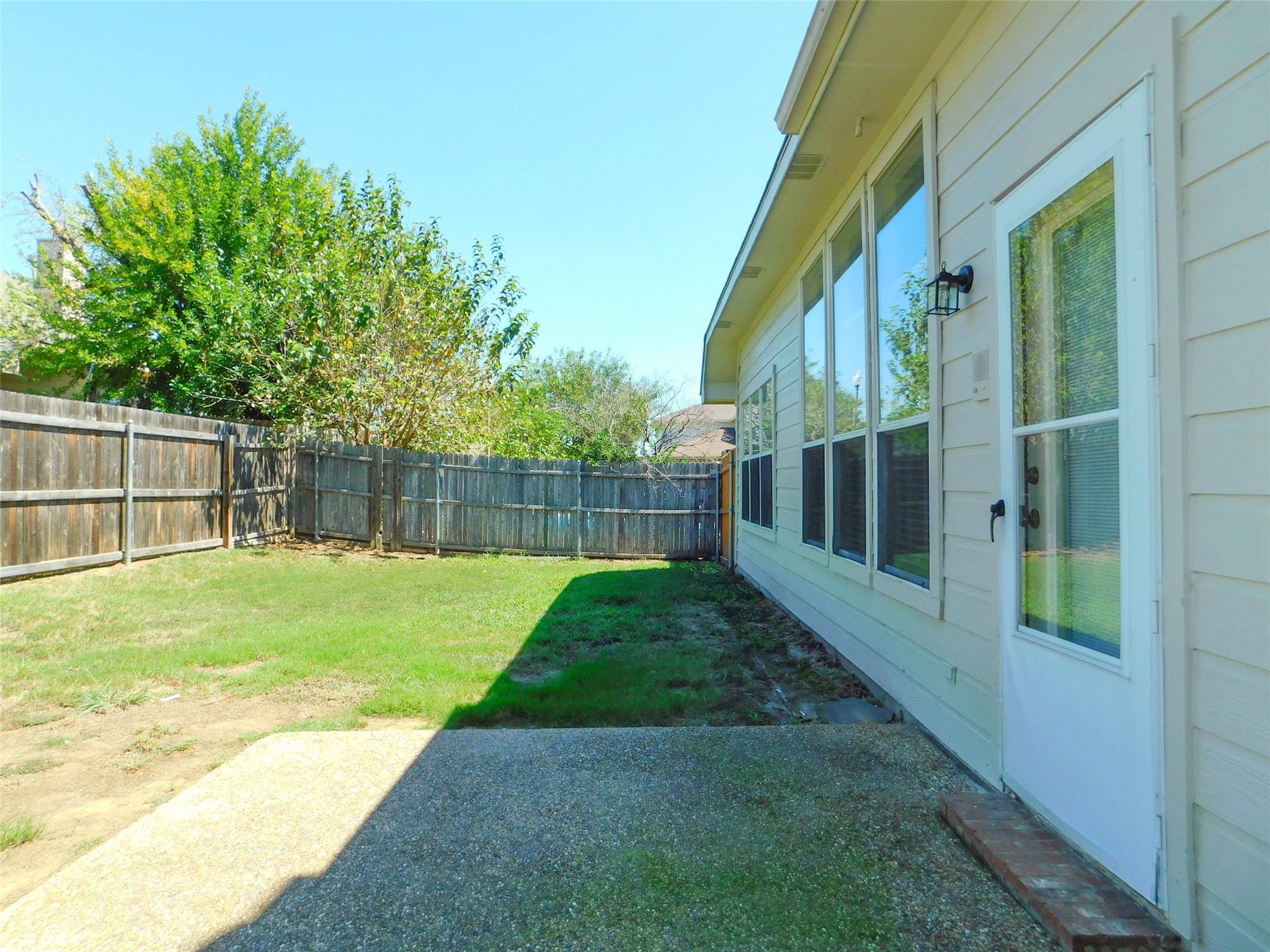 8313 Montecito Drive Denton TX 76210