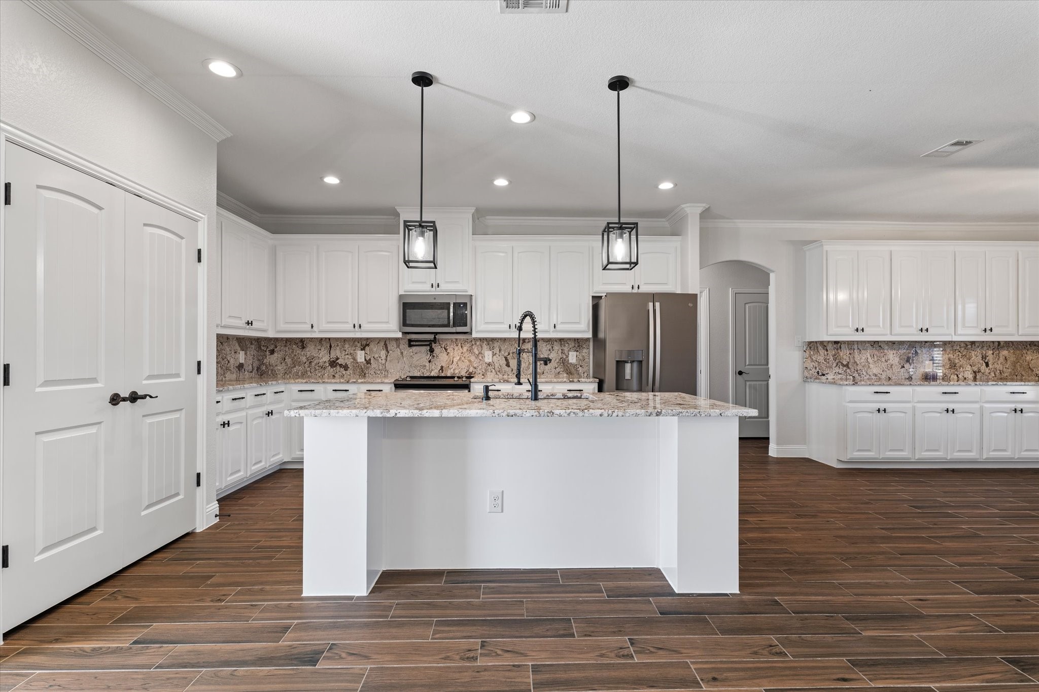 3511 J E Woody Road Springtown TX 76082