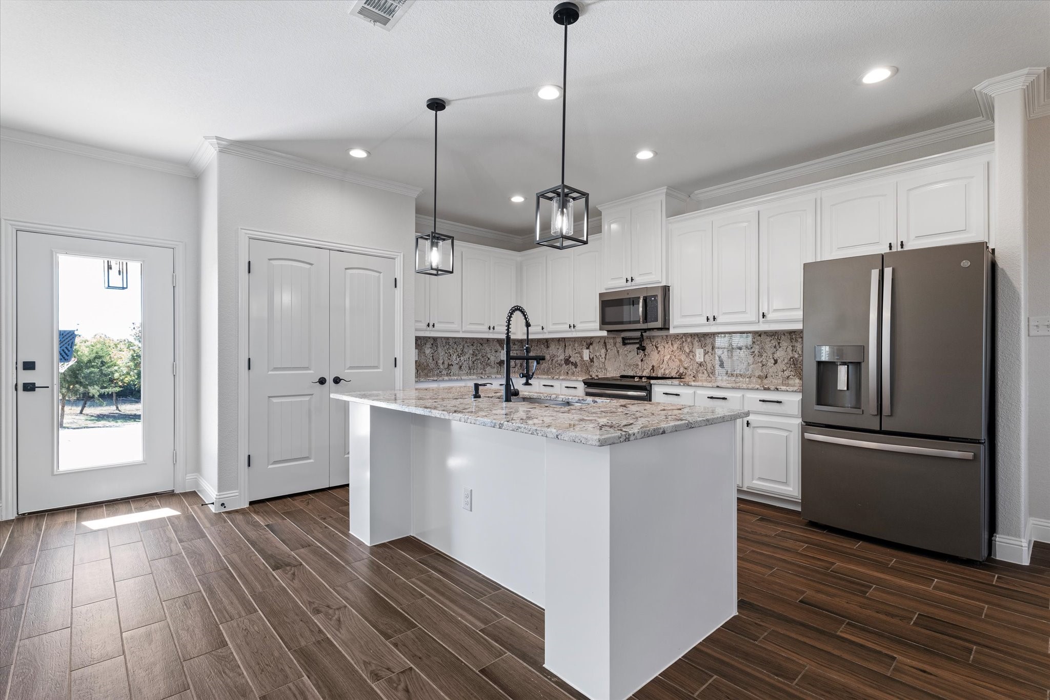 3511 J E Woody Road Springtown TX 76082