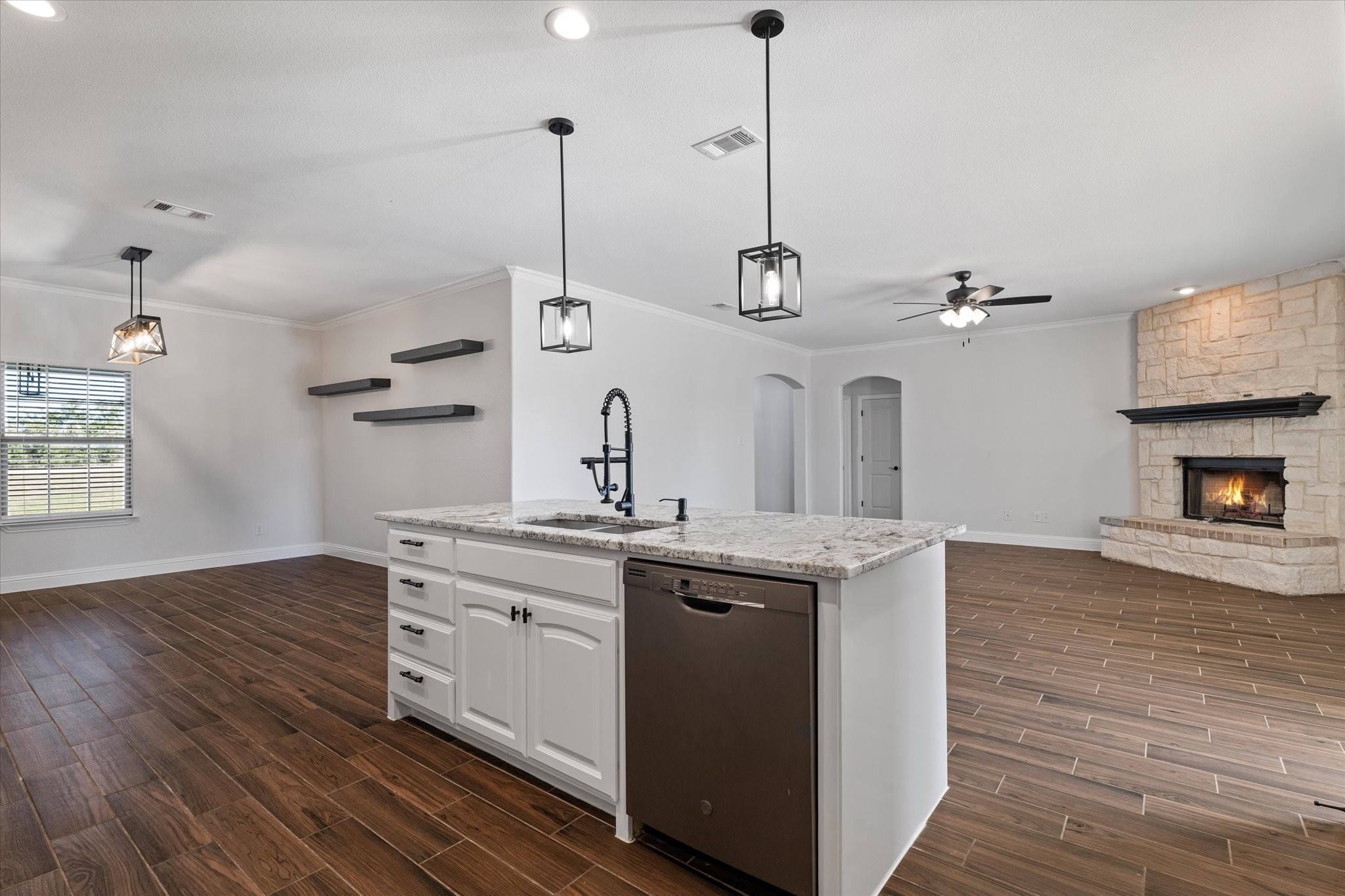 3511 J E Woody Road Springtown TX 76082