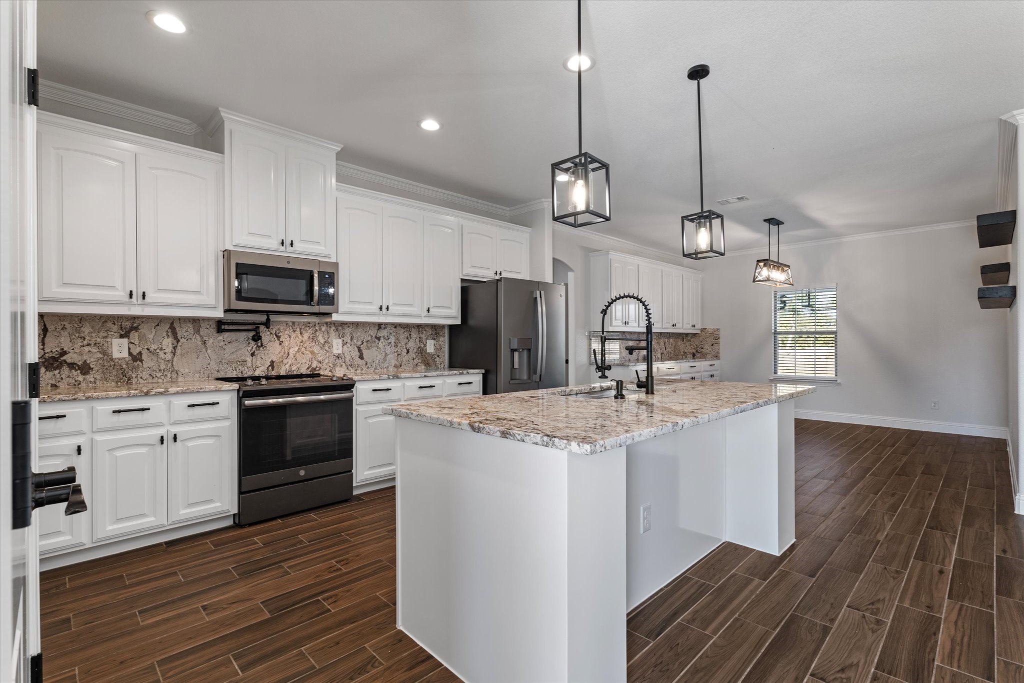 3511 J E Woody Road Springtown TX 76082