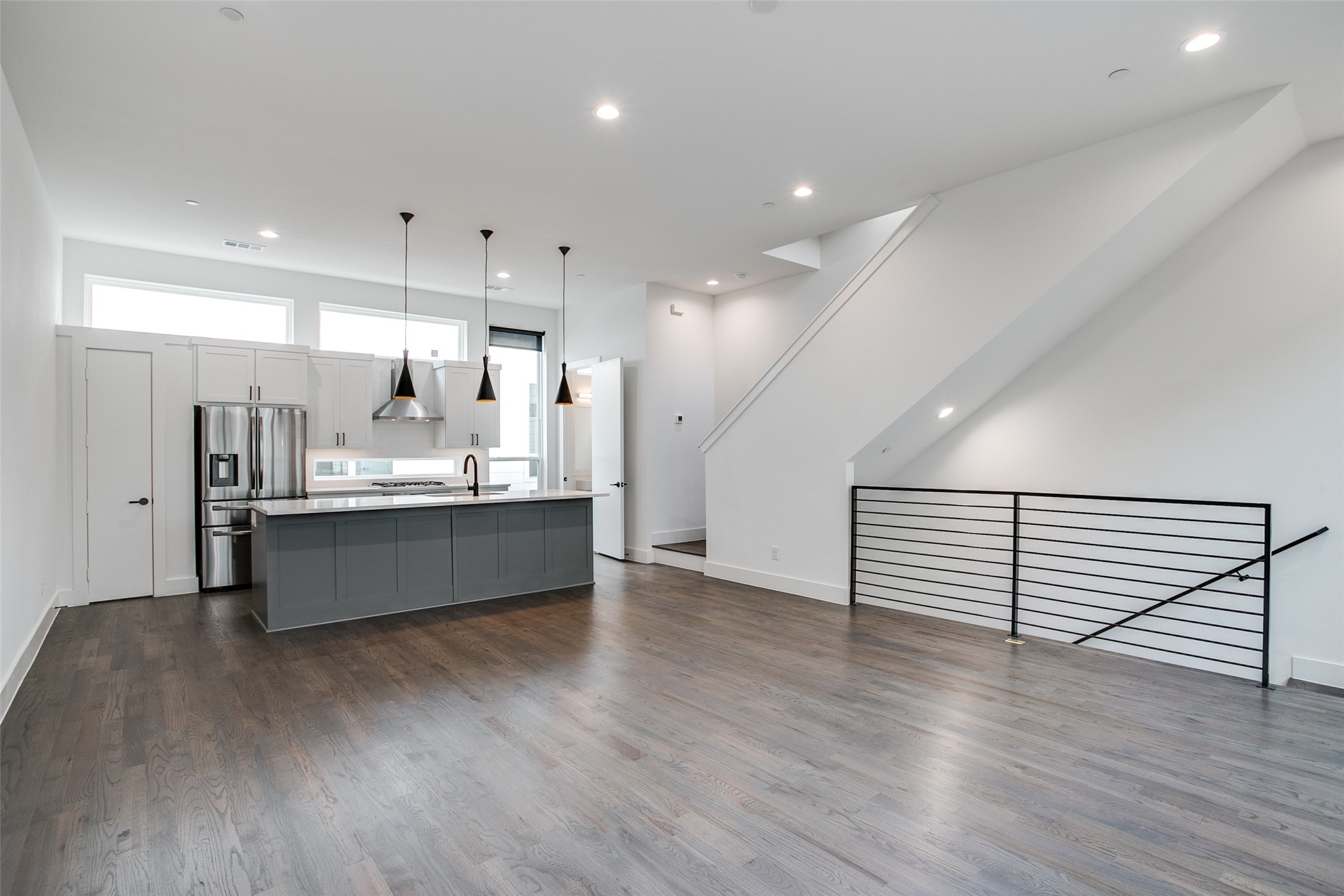 5708 Lindell Avenue Dallas TX 75206