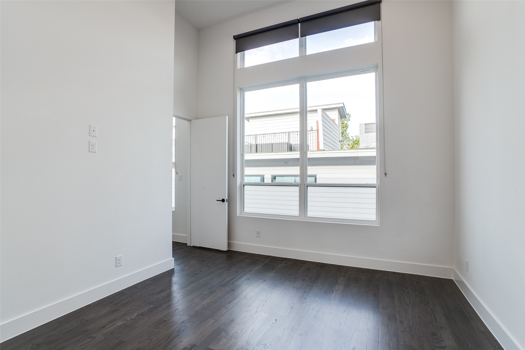 5708 Lindell Avenue Dallas TX 75206