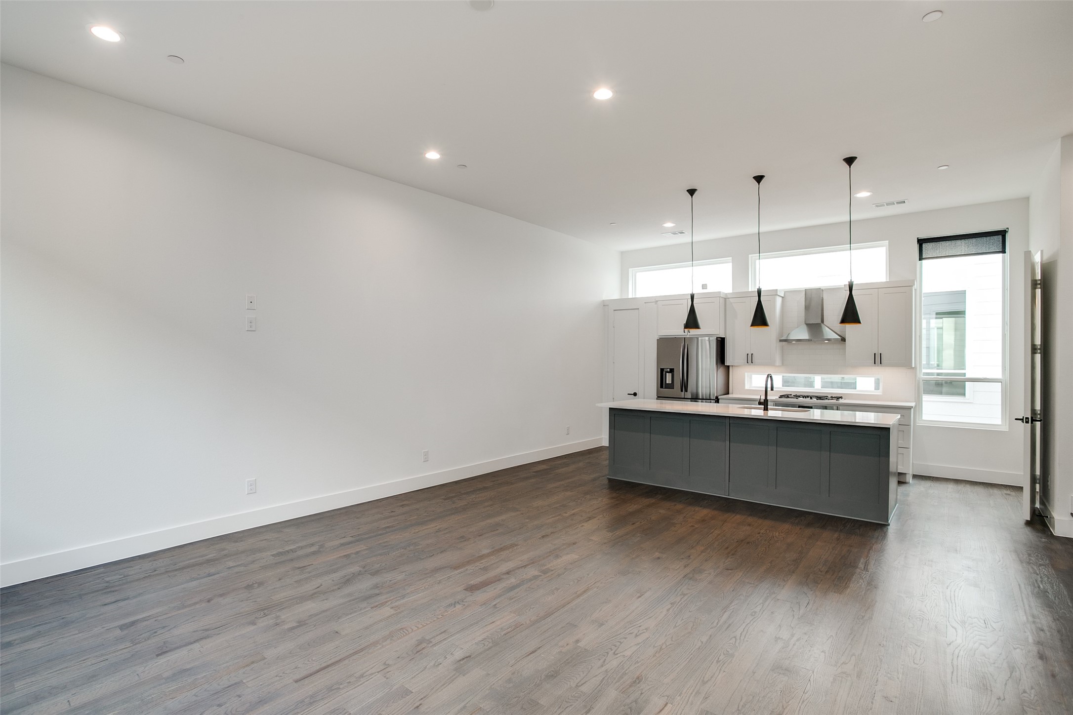 5708 Lindell Avenue Dallas TX 75206