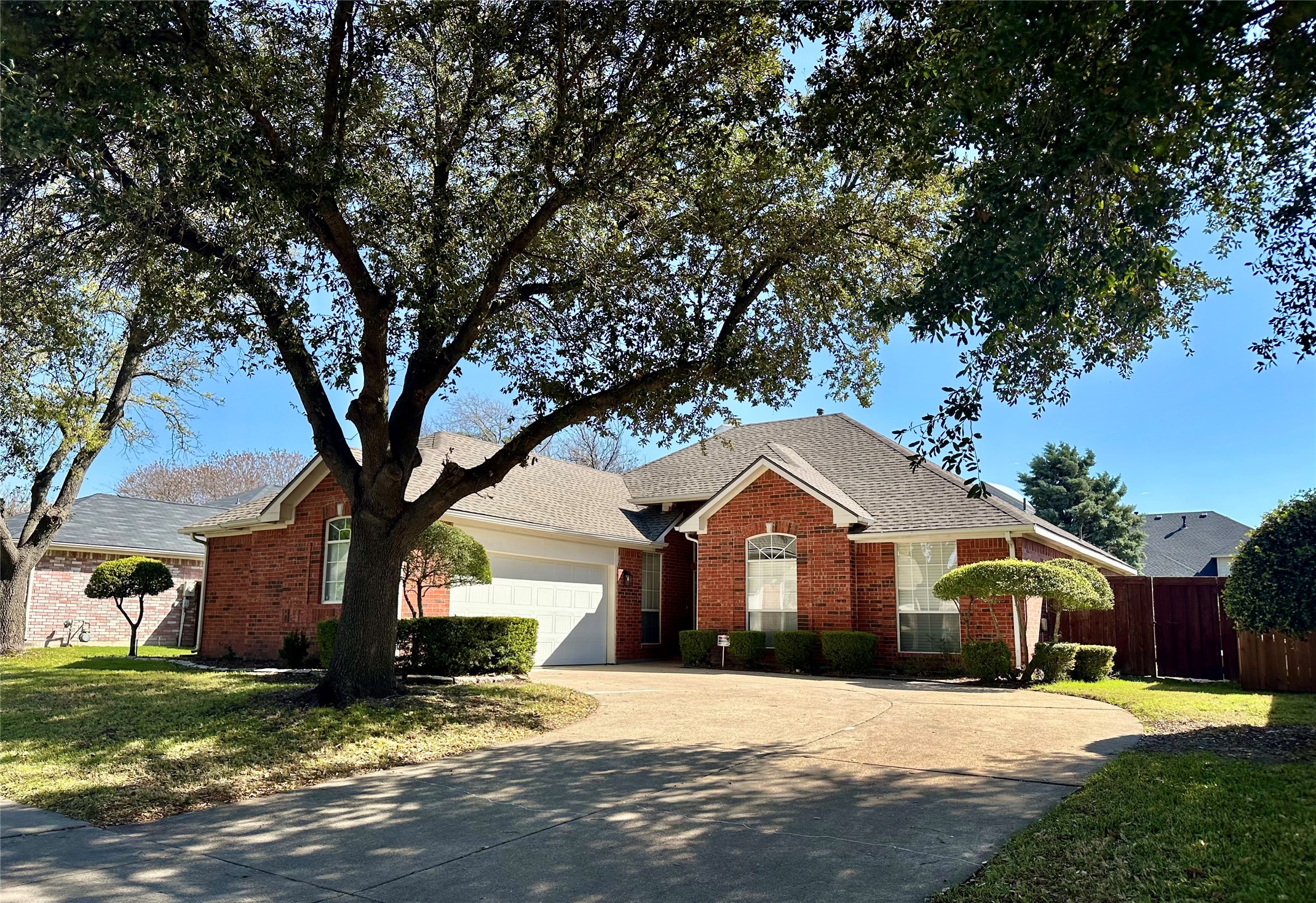 4938 Water Oak Drive Grand Prairie TX 75052