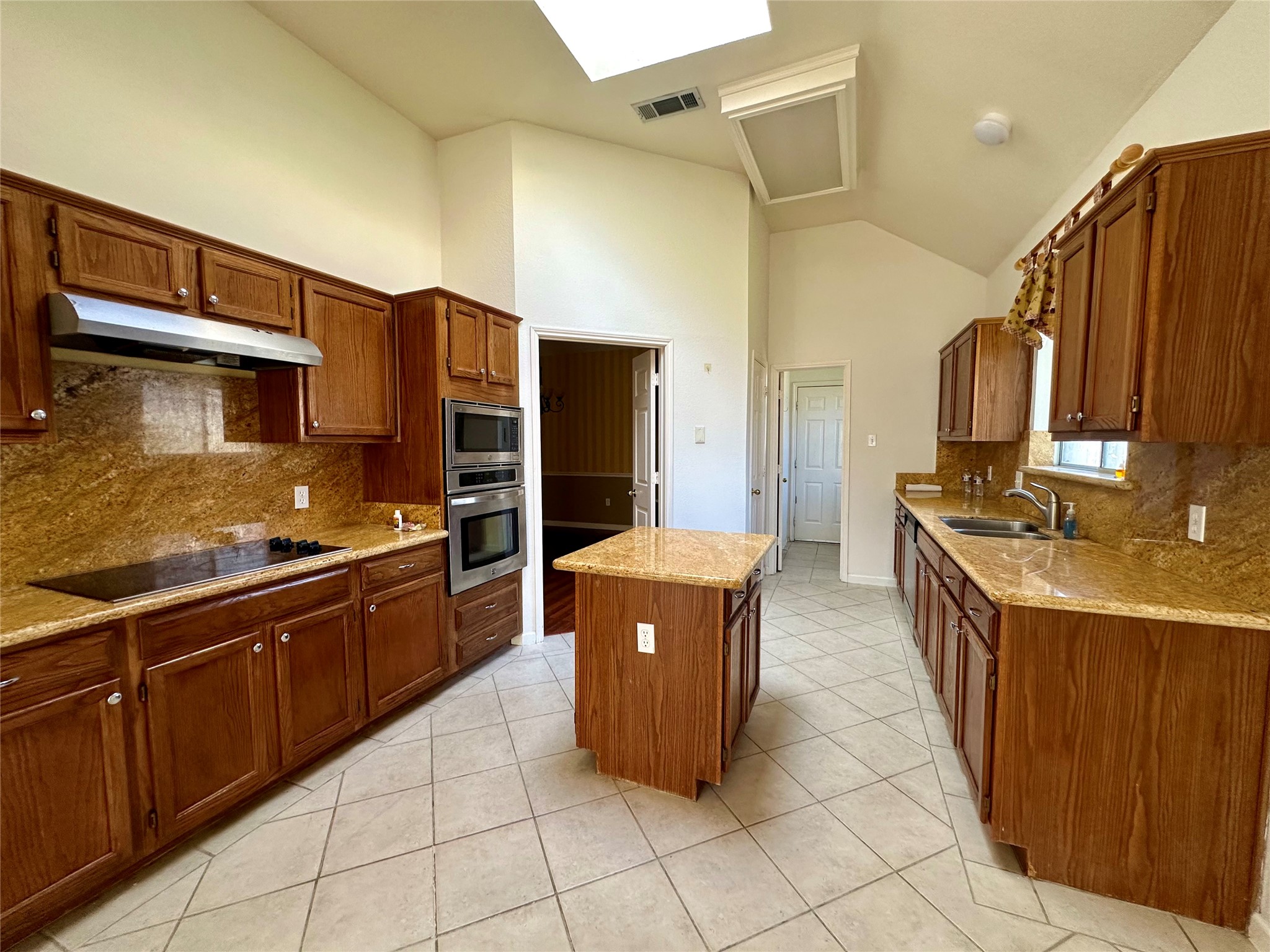 4938 Water Oak Drive Grand Prairie TX 75052