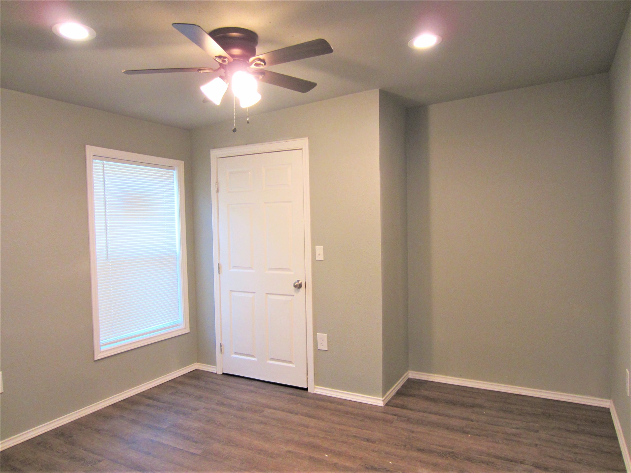 1420 Knight Street Denton TX 76205