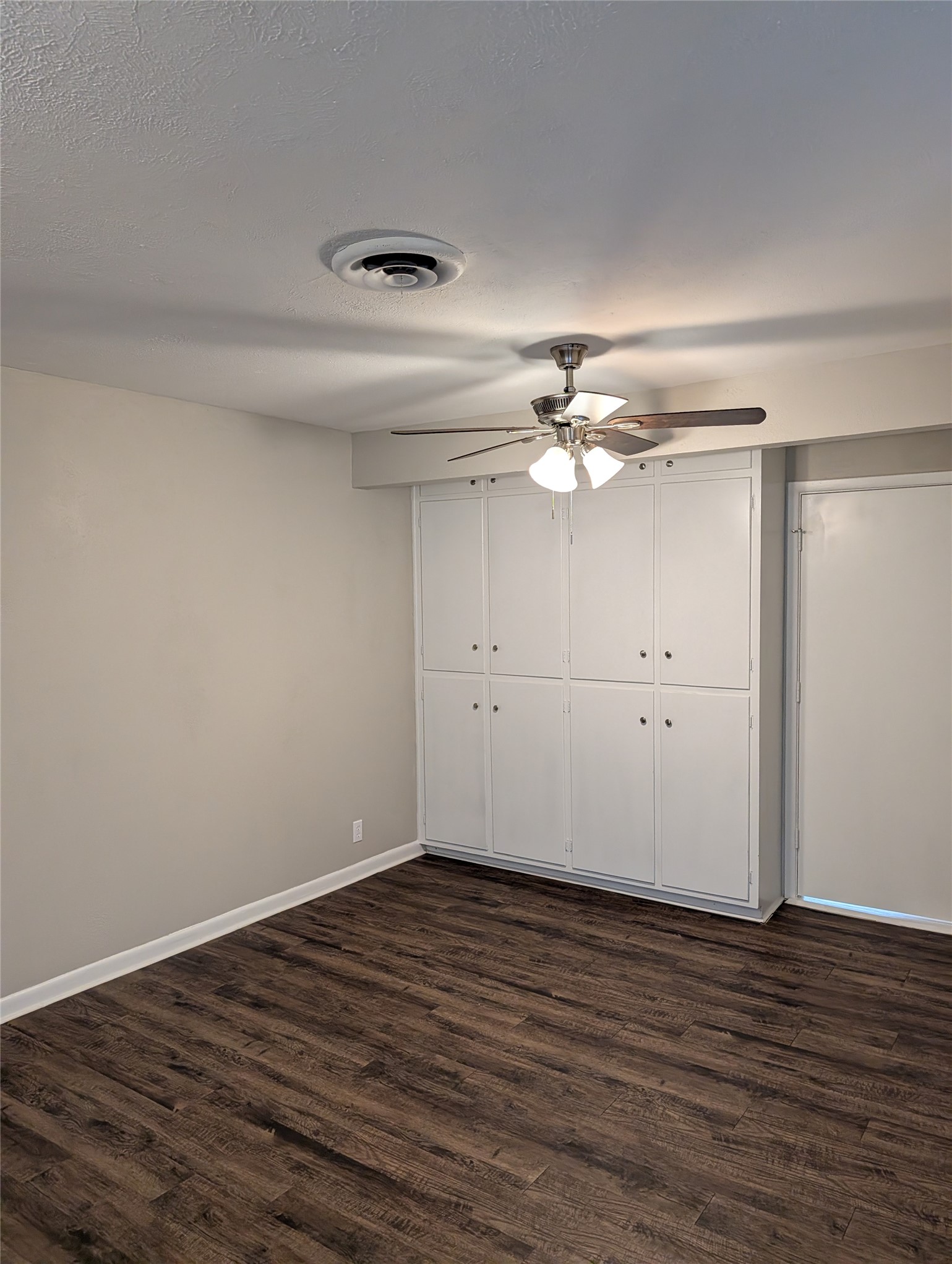 105 Dupont Circle Fort Worth TX 76134