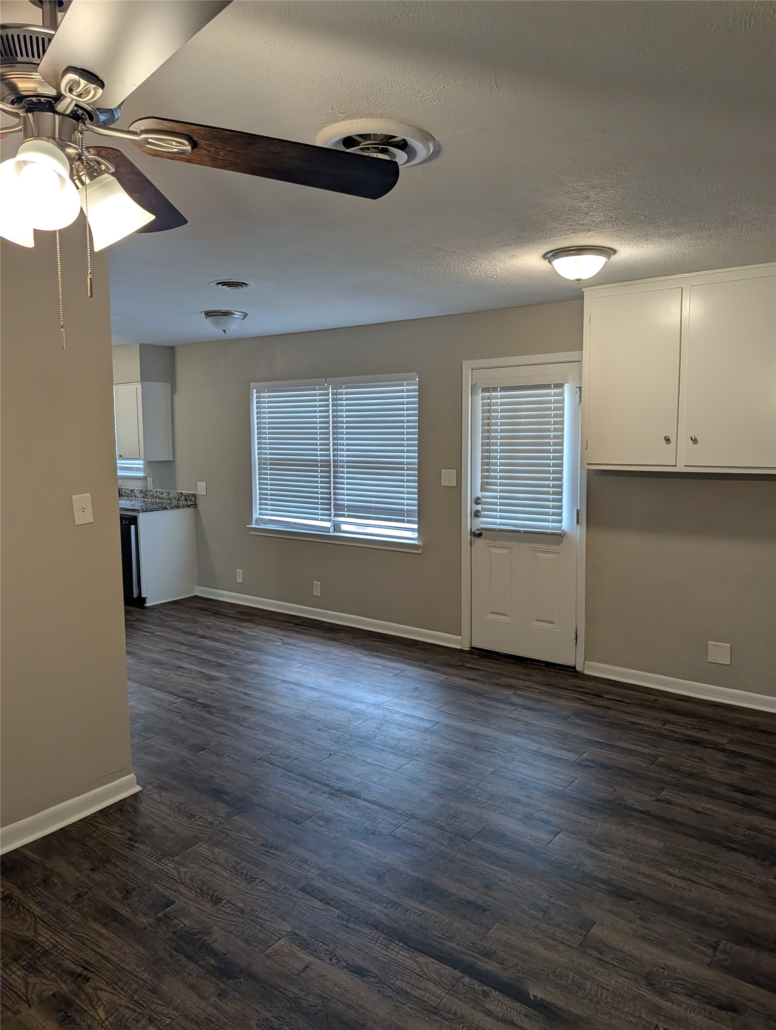 105 Dupont Circle Fort Worth TX 76134