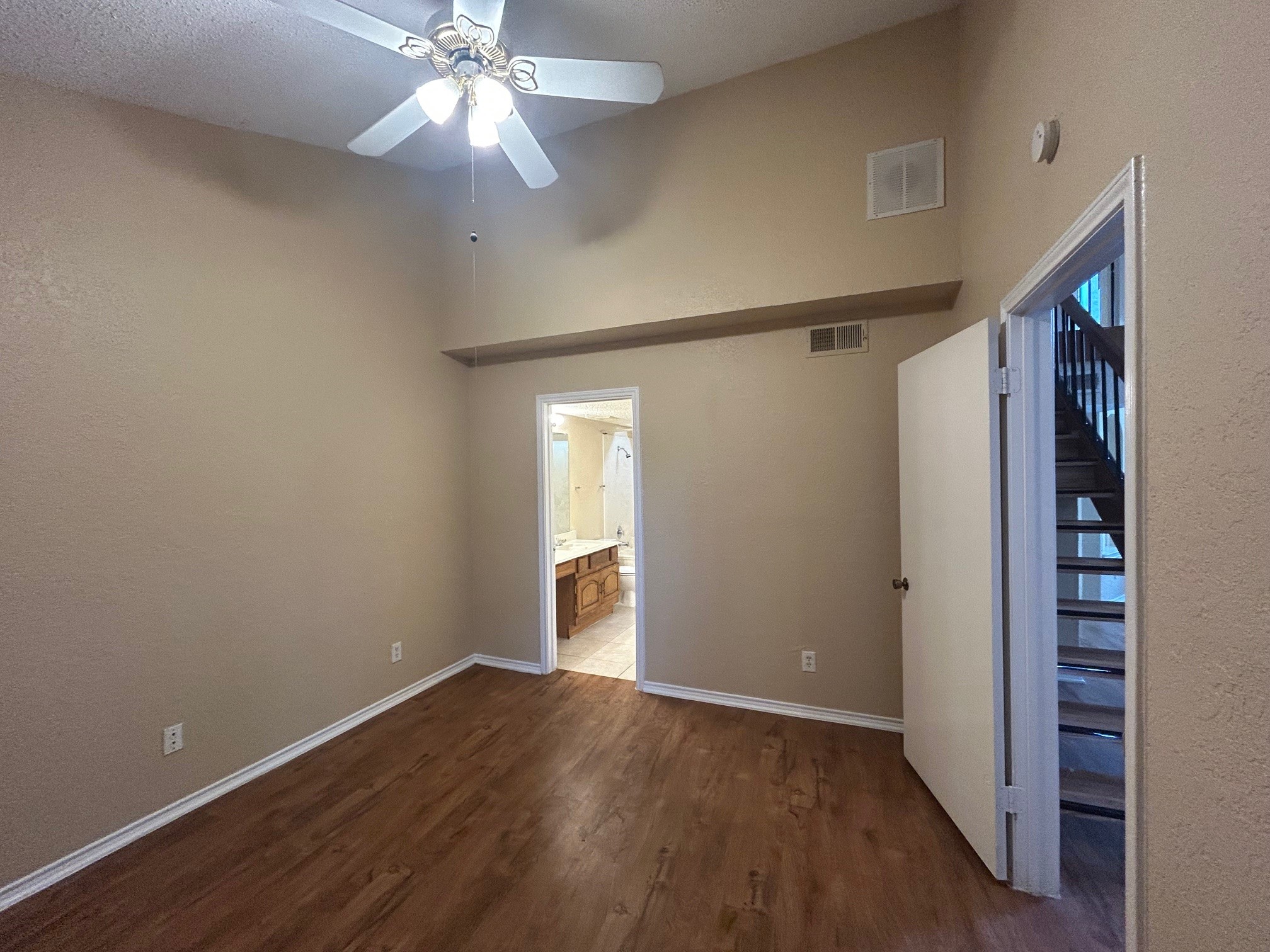 18040 Midway Dallas TX 75287