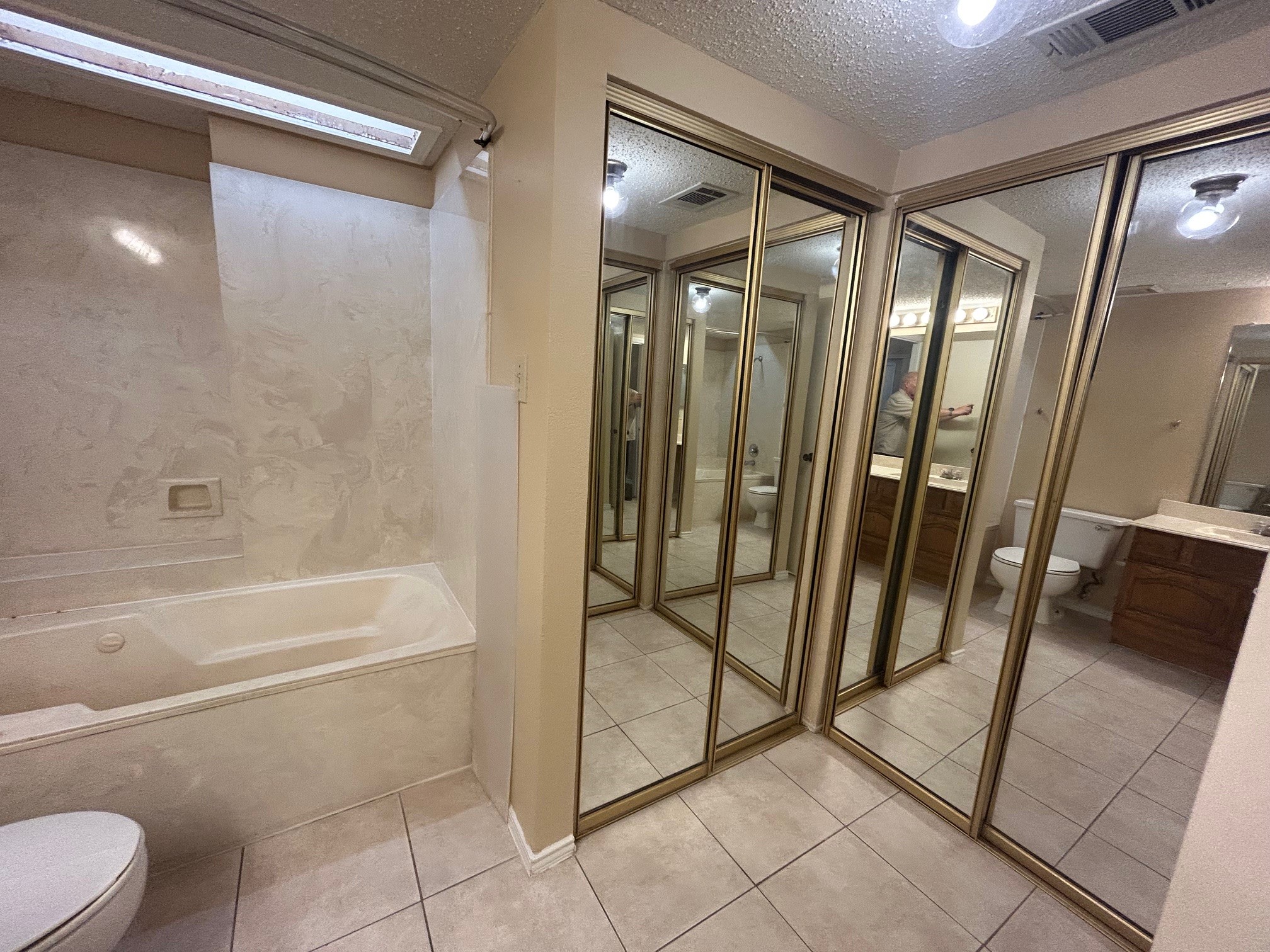18040 Midway Dallas TX 75287