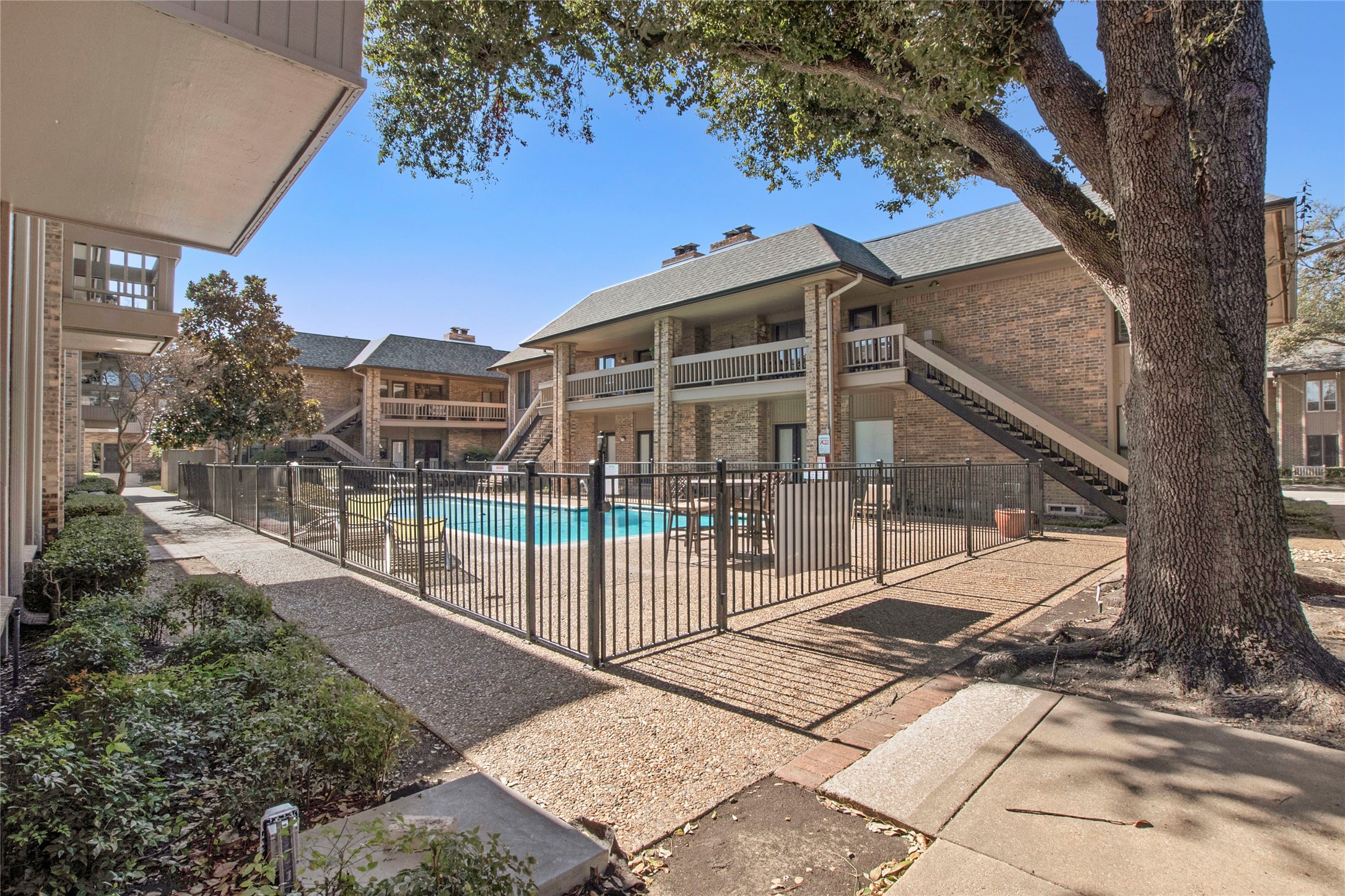 10727 Villager Road Dallas TX 75230