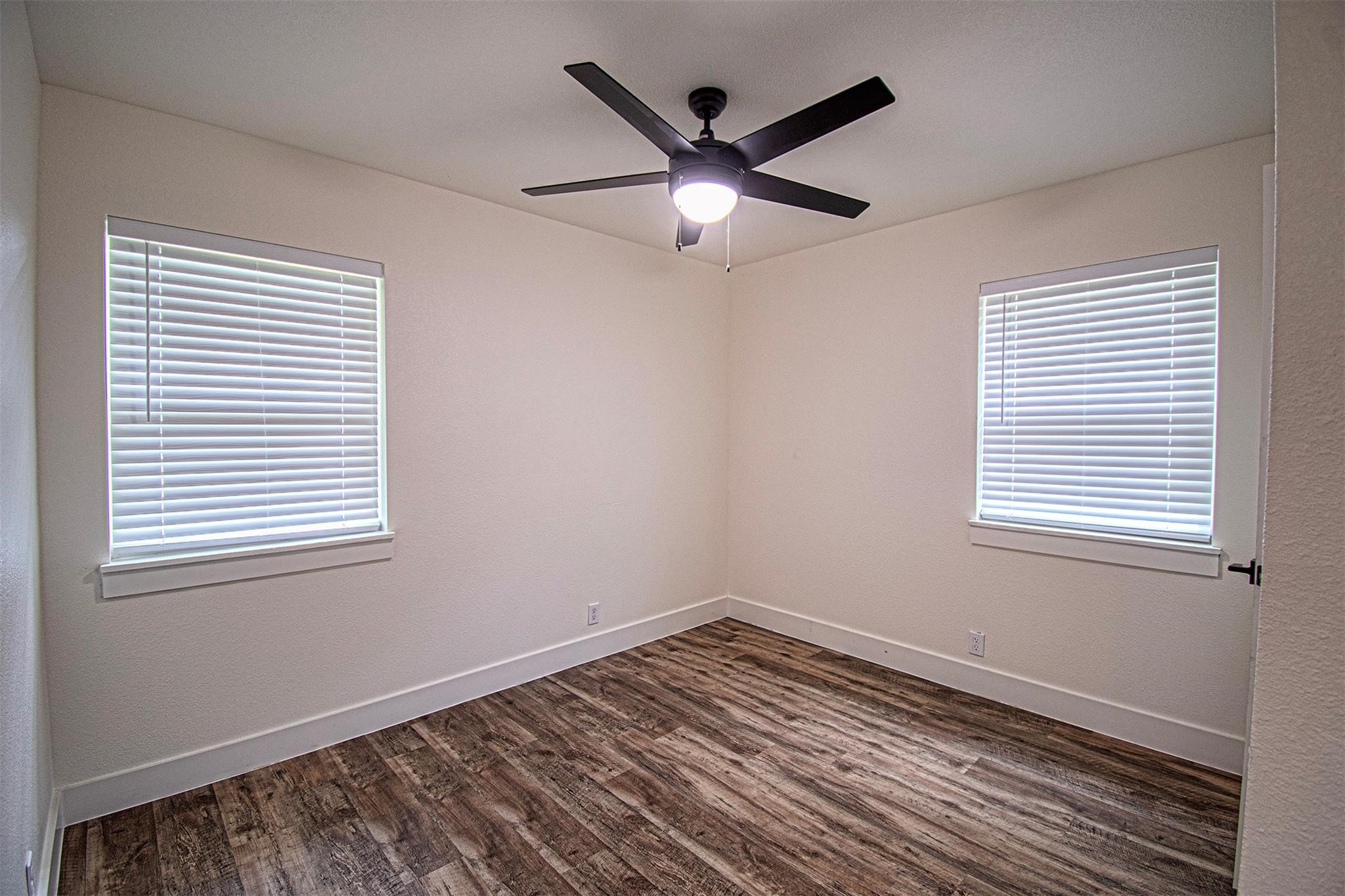 551 E Burks Street Pilot Point TX 76258