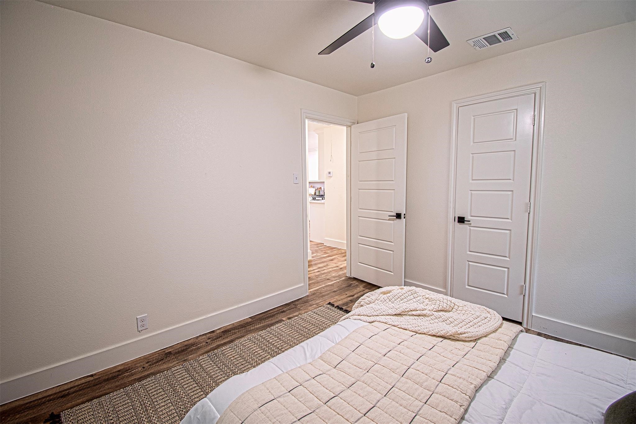 551 E Burks Street Pilot Point TX 76258