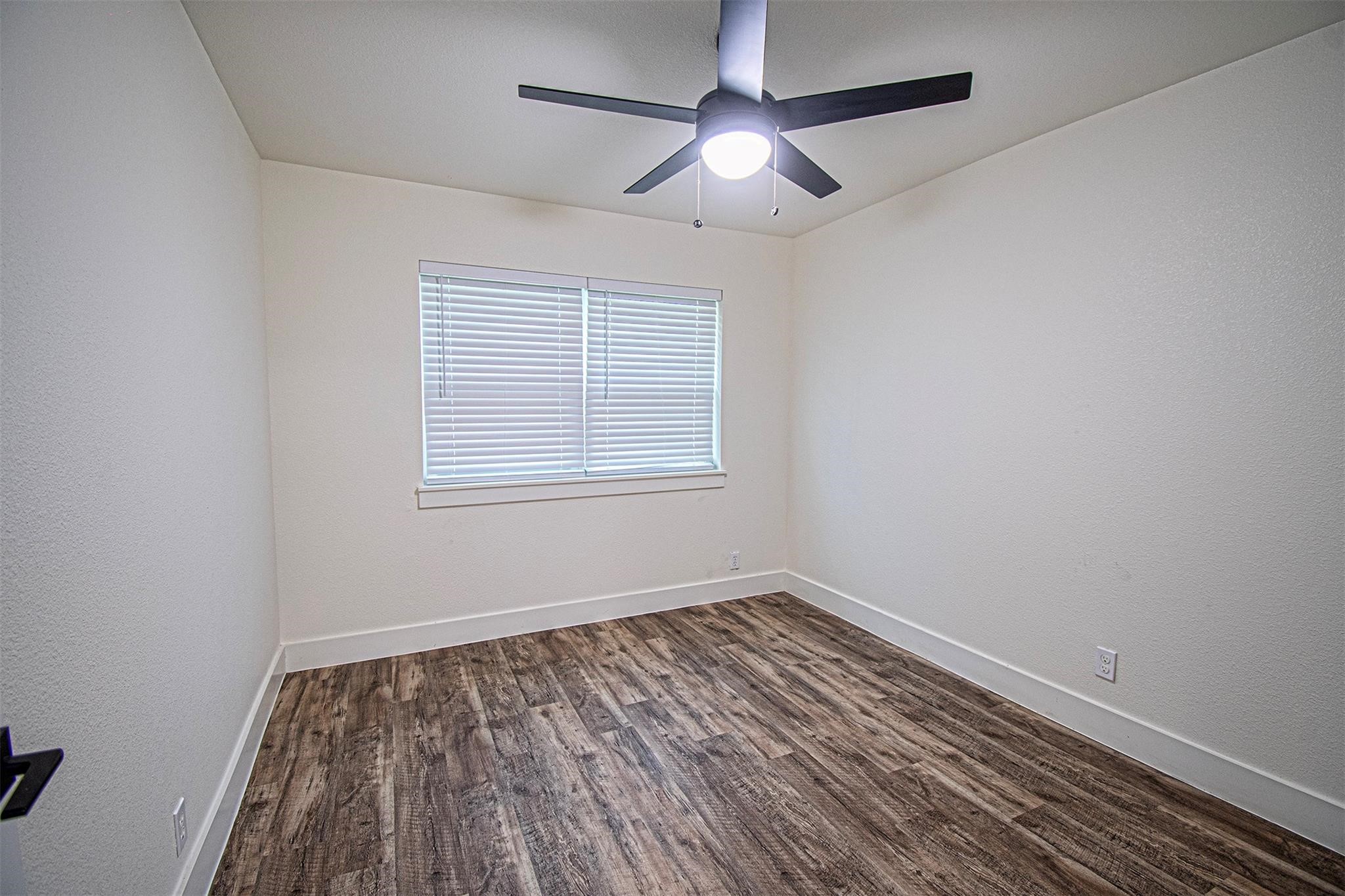 551 E Burks Street Pilot Point TX 76258