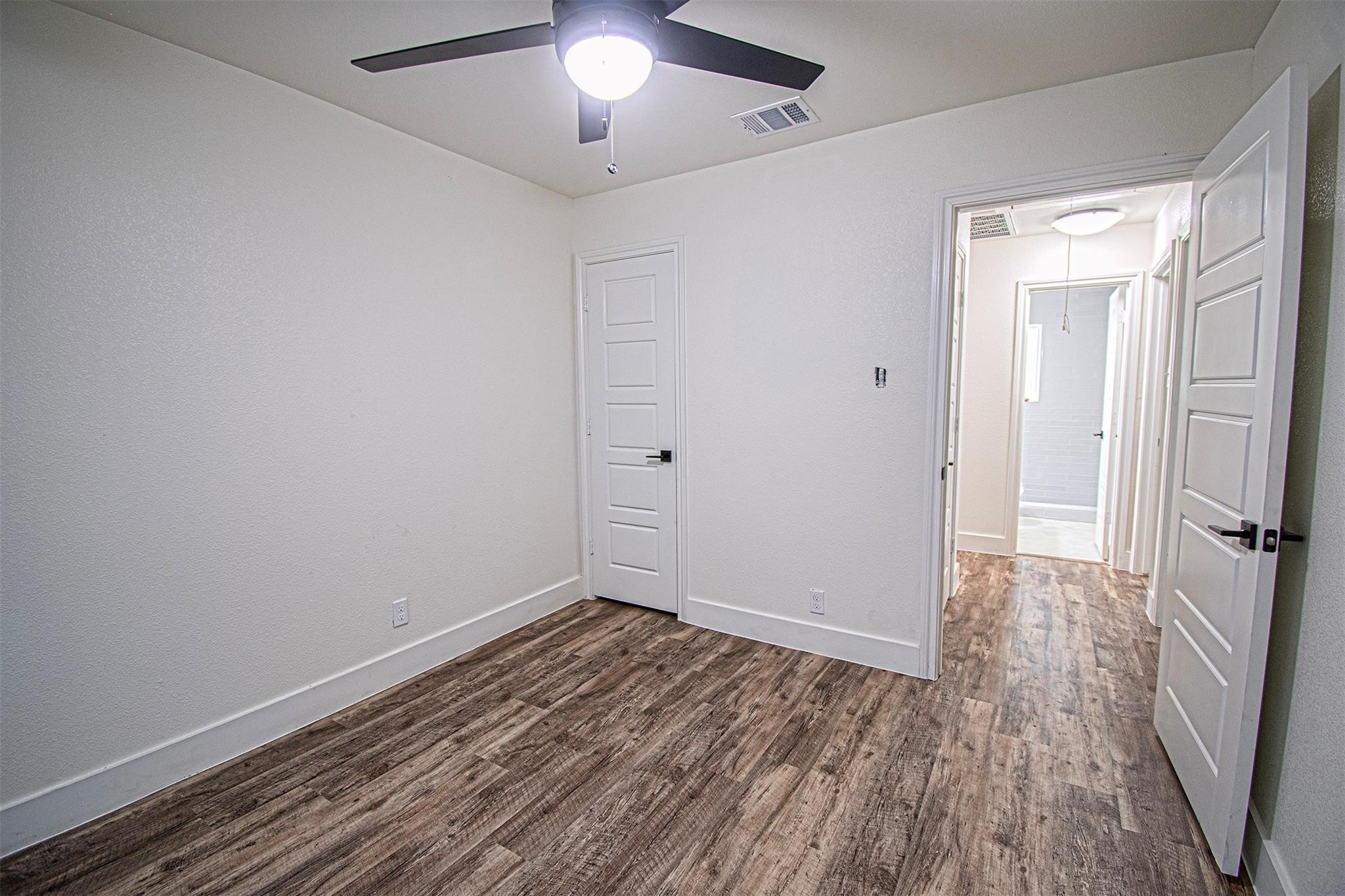 551 E Burks Street Pilot Point TX 76258