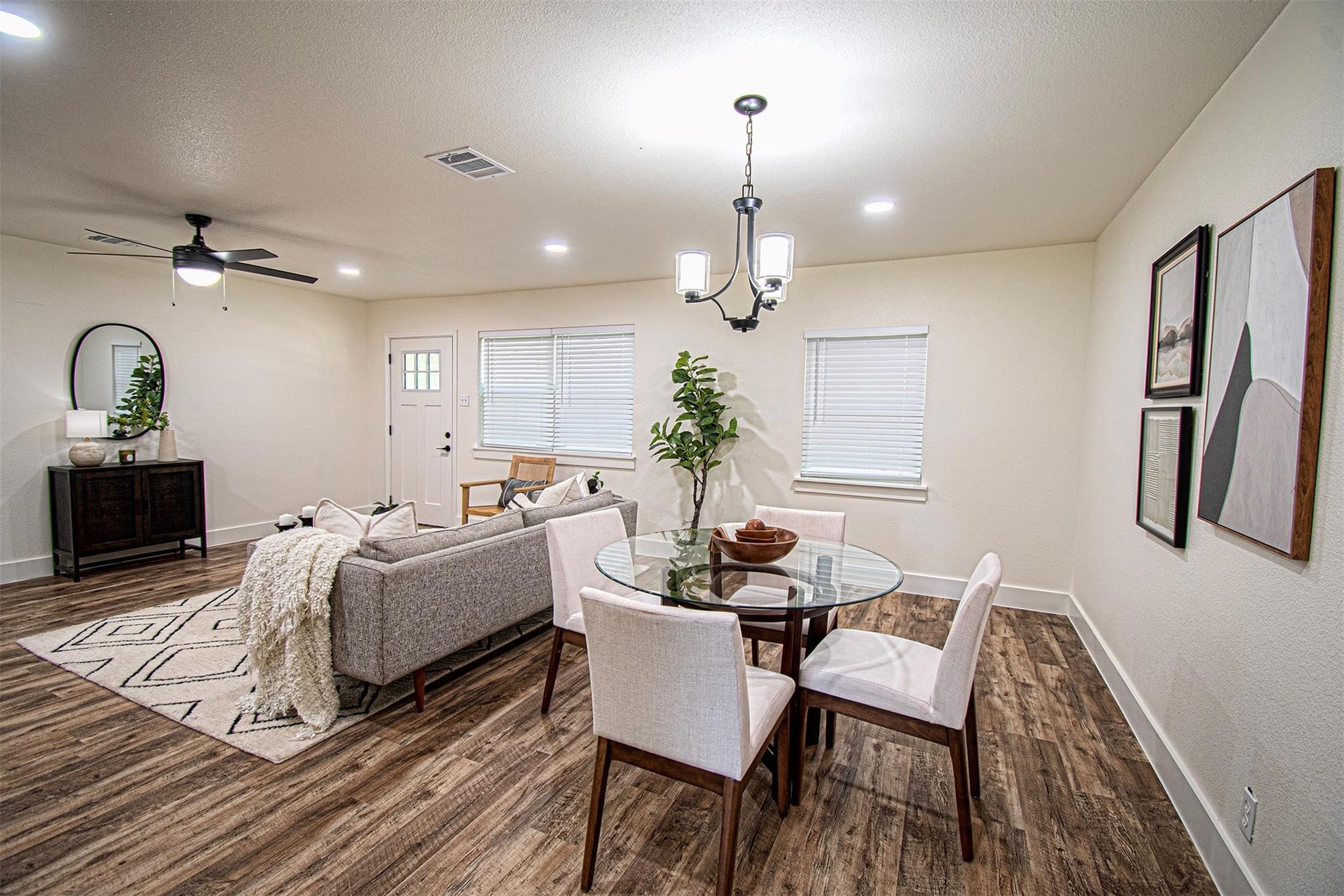 551 E Burks Street Pilot Point TX 76258