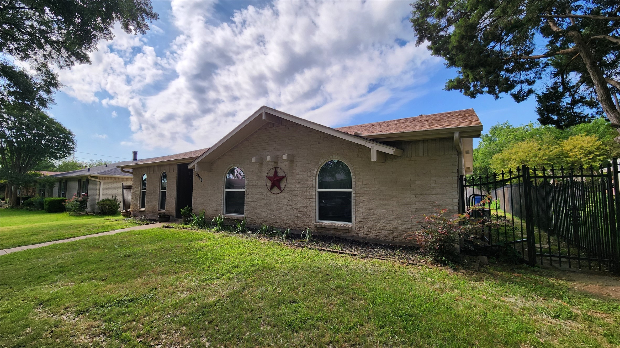 3106 Gayle Drive Garland TX 75044