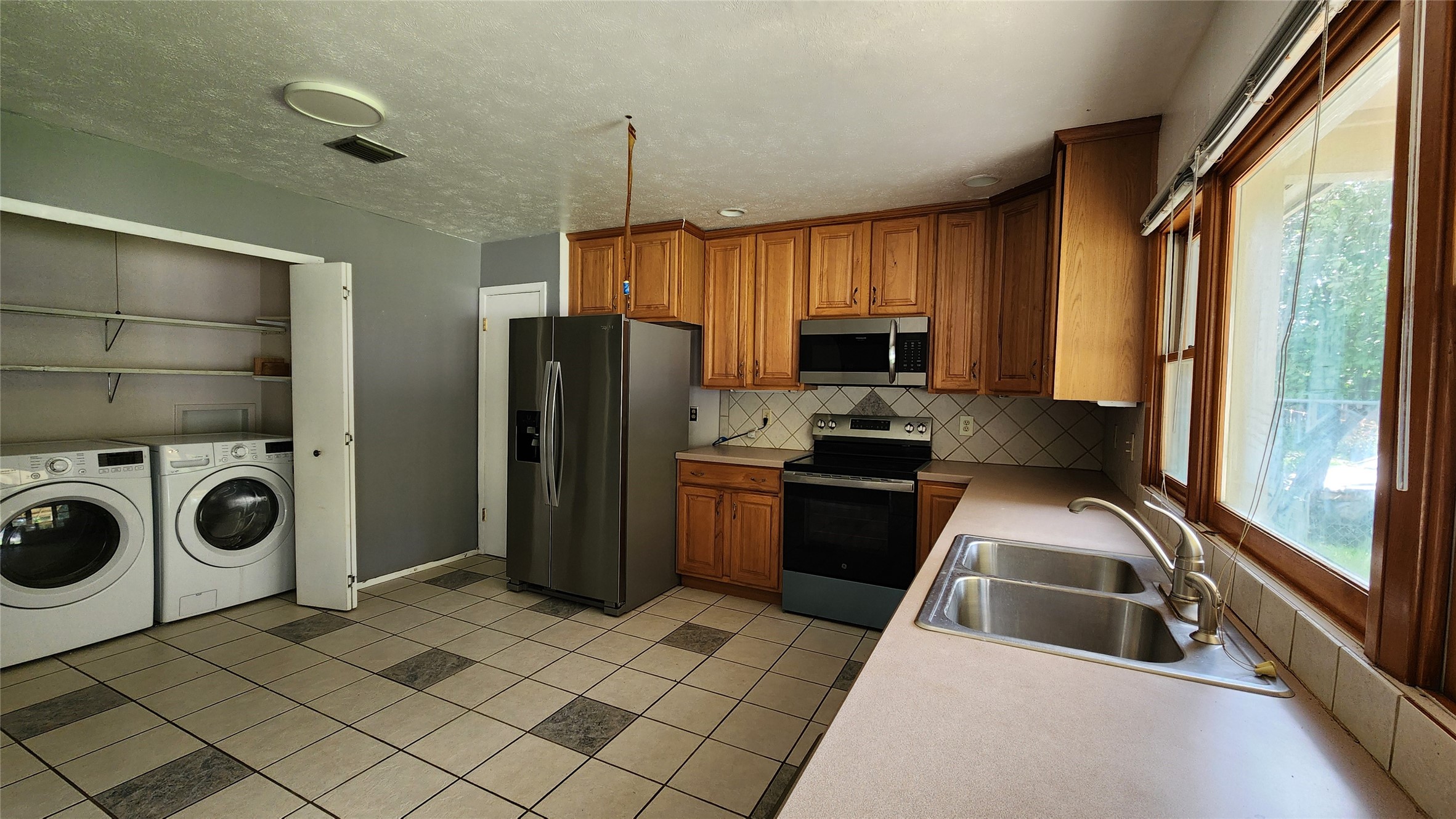 3106 Gayle Drive Garland TX 75044