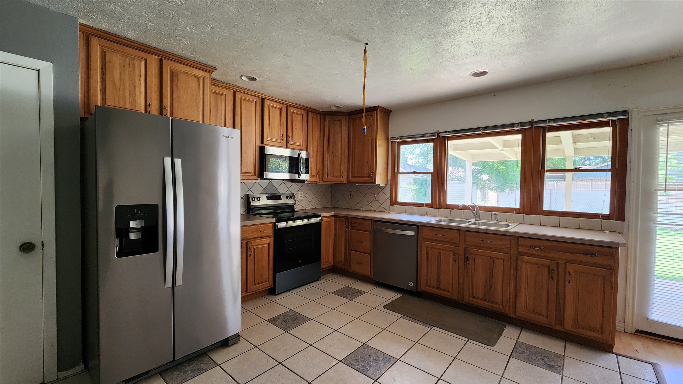 3106 Gayle Drive Garland TX 75044