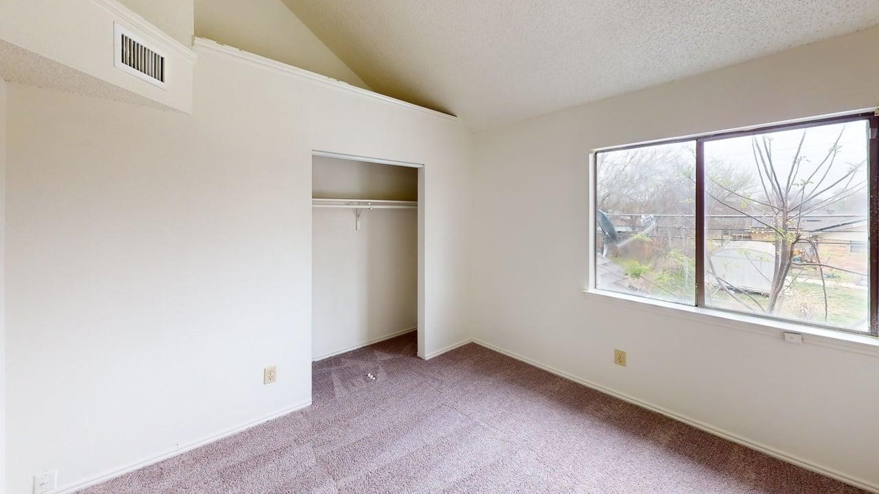 732 Versailles Street Mesquite TX 75149