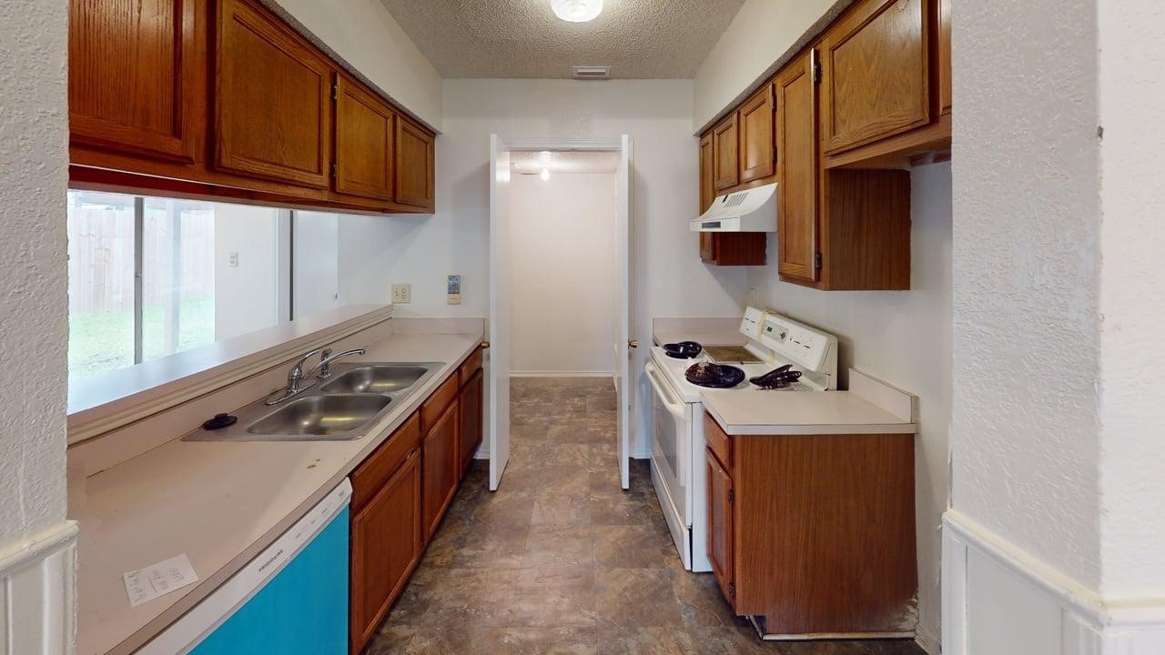 732 Versailles Street Mesquite TX 75149