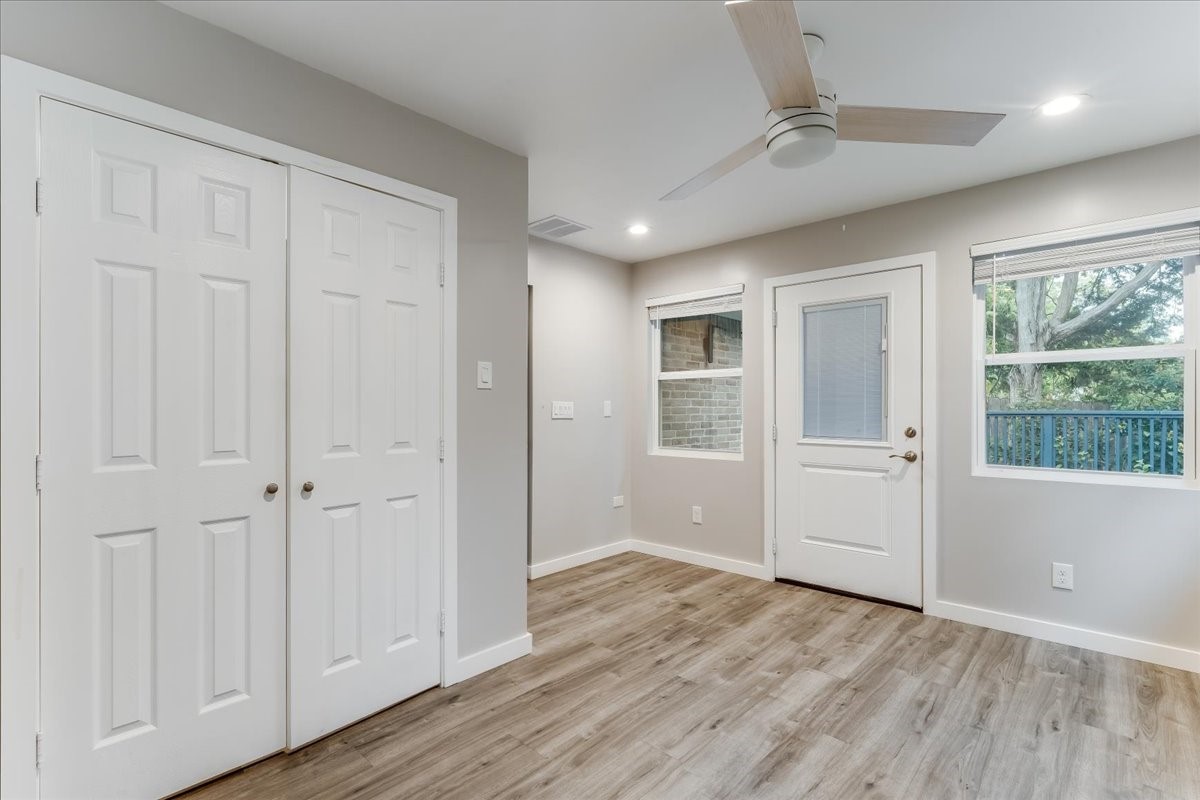 1610 Lansford Avenue Dallas TX 75224