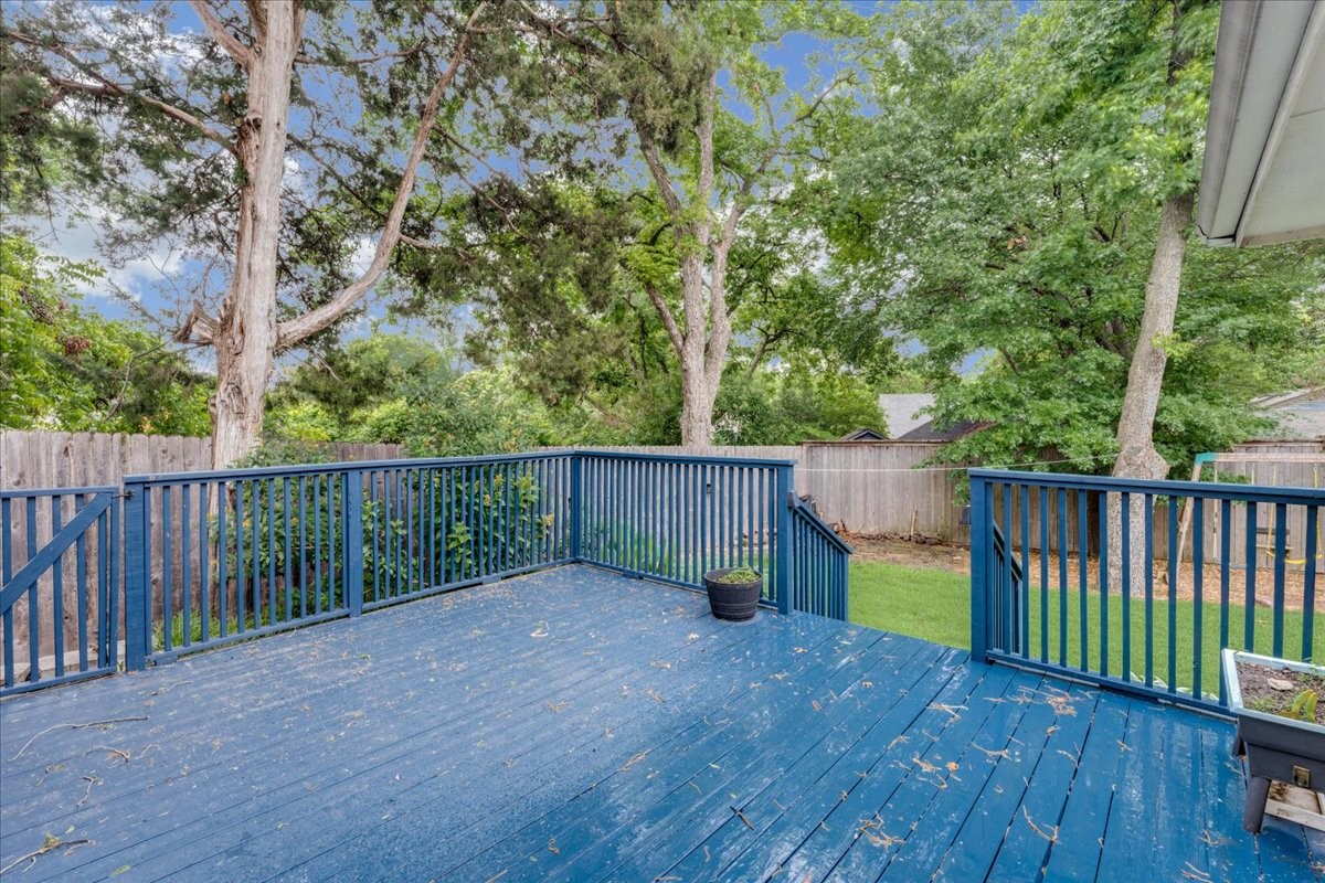 1610 Lansford Avenue Dallas TX 75224