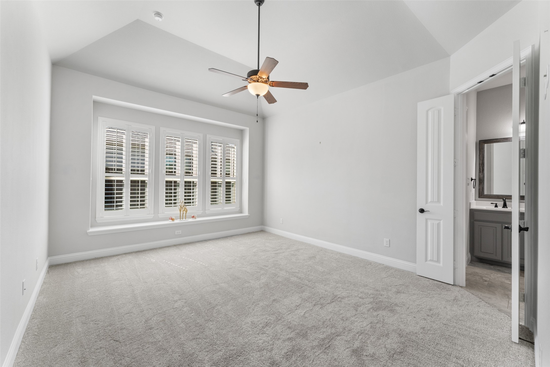 7581 Sevie Lane Grand Prairie TX 75054