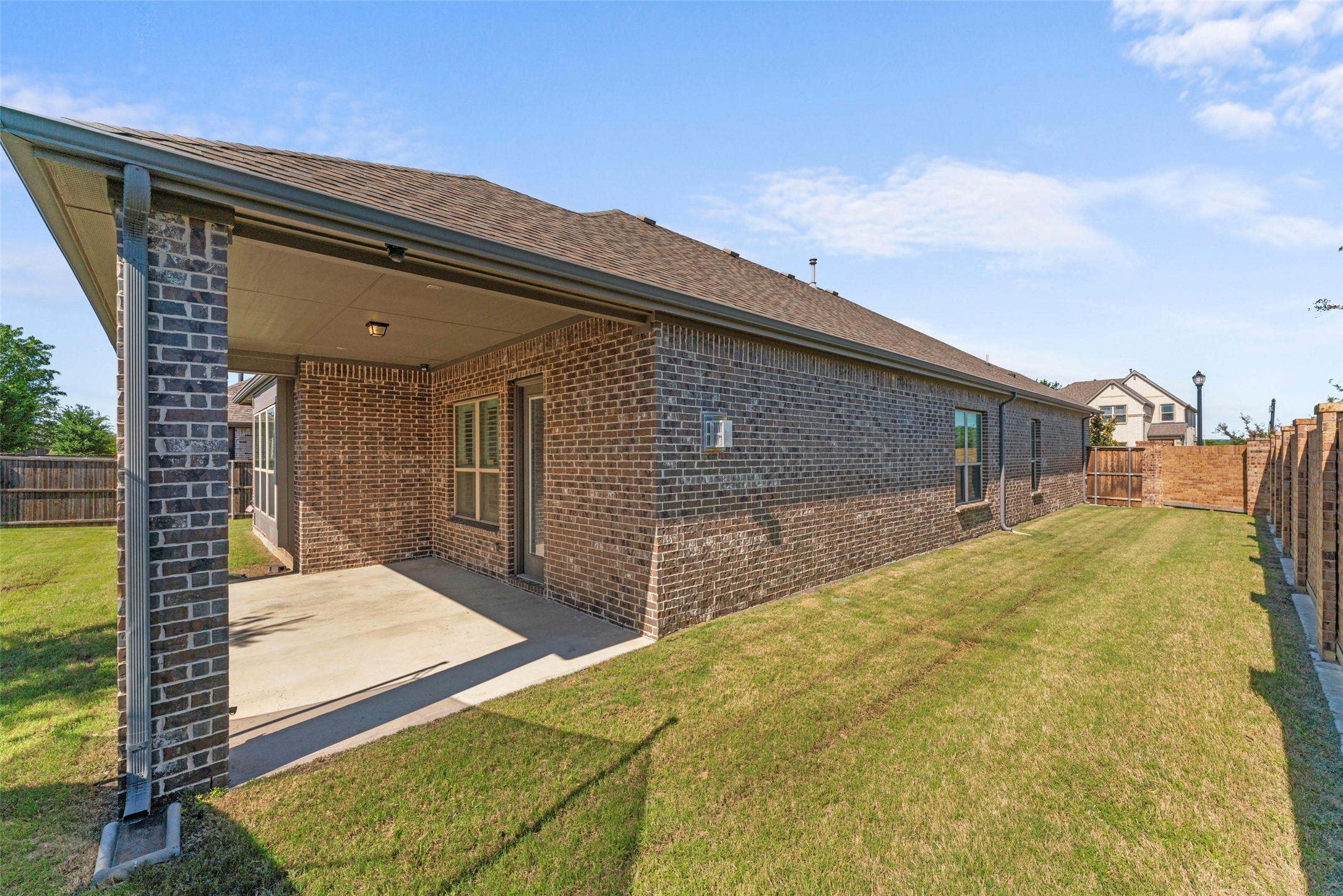 7581 Sevie Lane Grand Prairie TX 75054