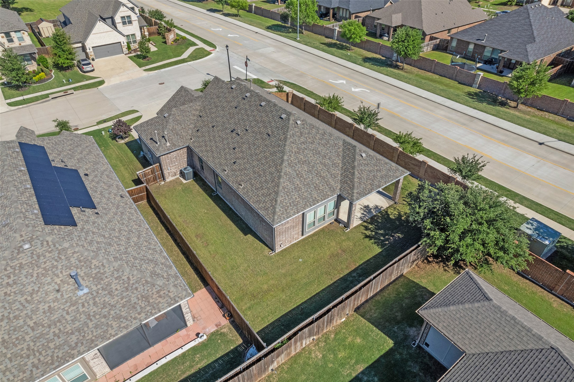 7581 Sevie Lane Grand Prairie TX 75054