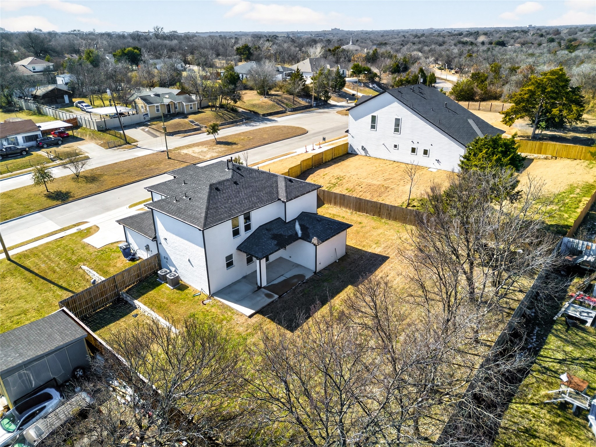531 W Laureland Road Dallas TX 75232