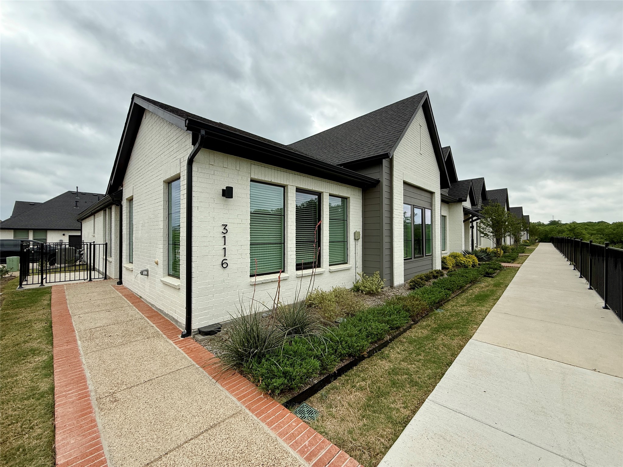 3116 Winter Rose Way Arlington TX 76005