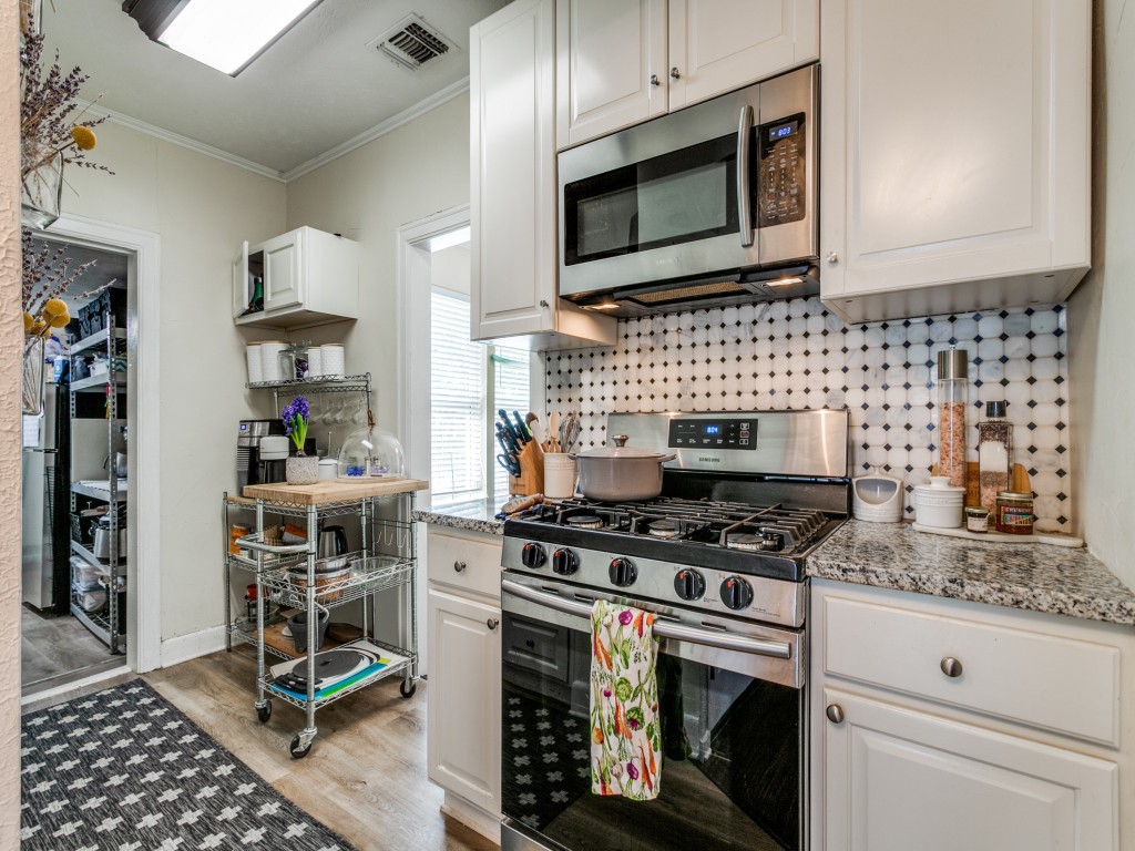 6110 Junius Street Dallas TX 75214