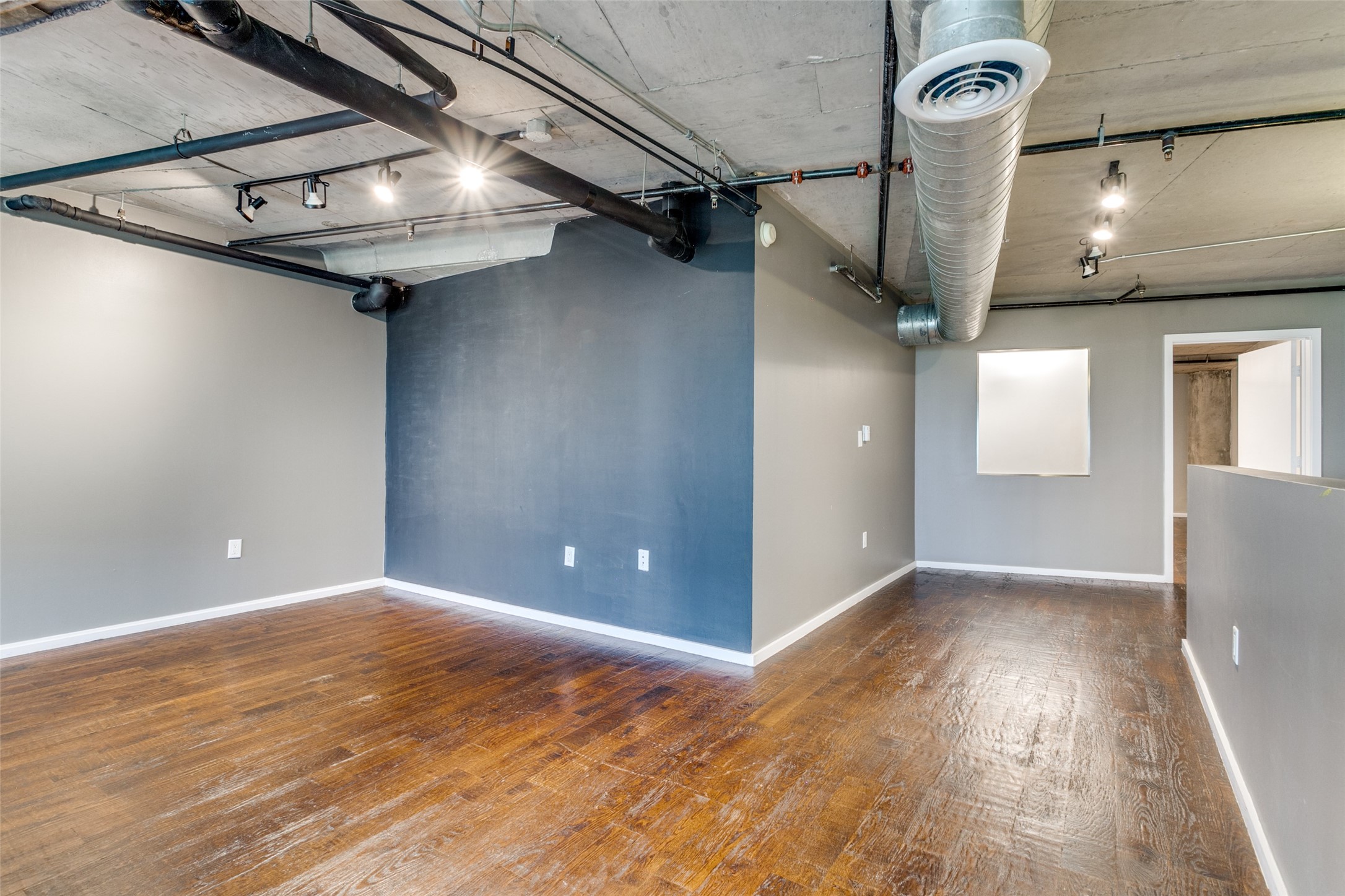 3110 Thomas Avenue Dallas TX 75204