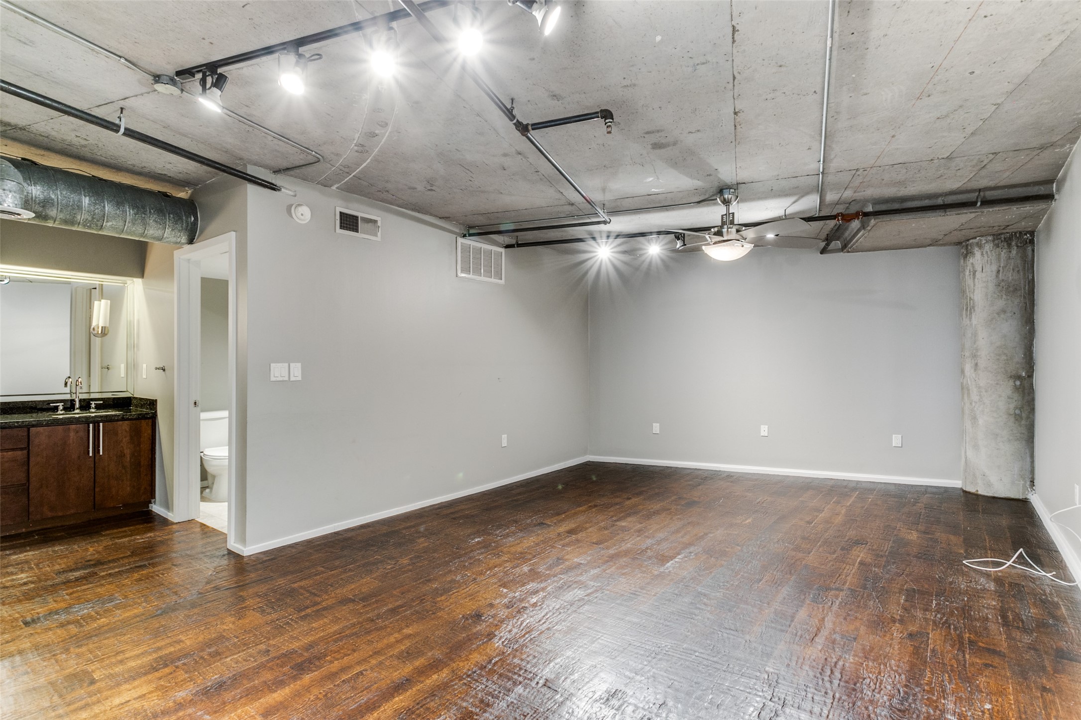 3110 Thomas Avenue Dallas TX 75204
