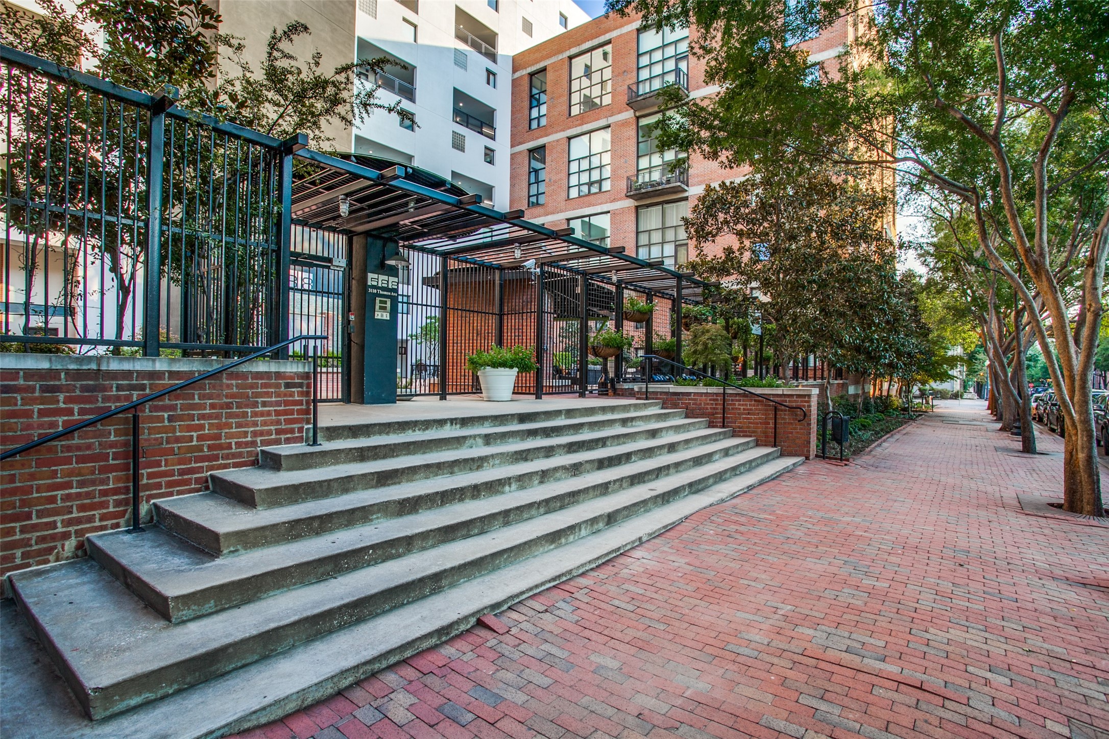 3110 Thomas Avenue Dallas TX 75204