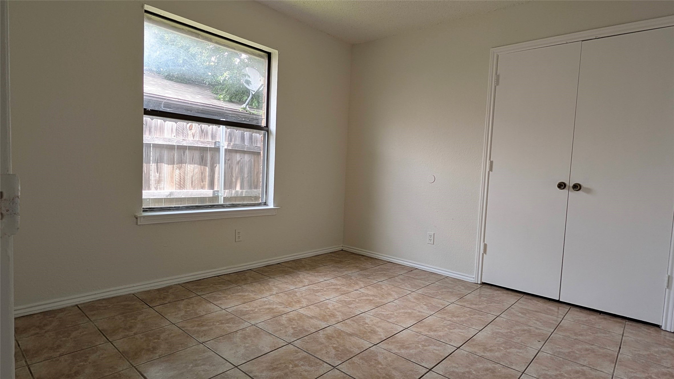 6641 S Creek Drive Fort Worth TX 76133